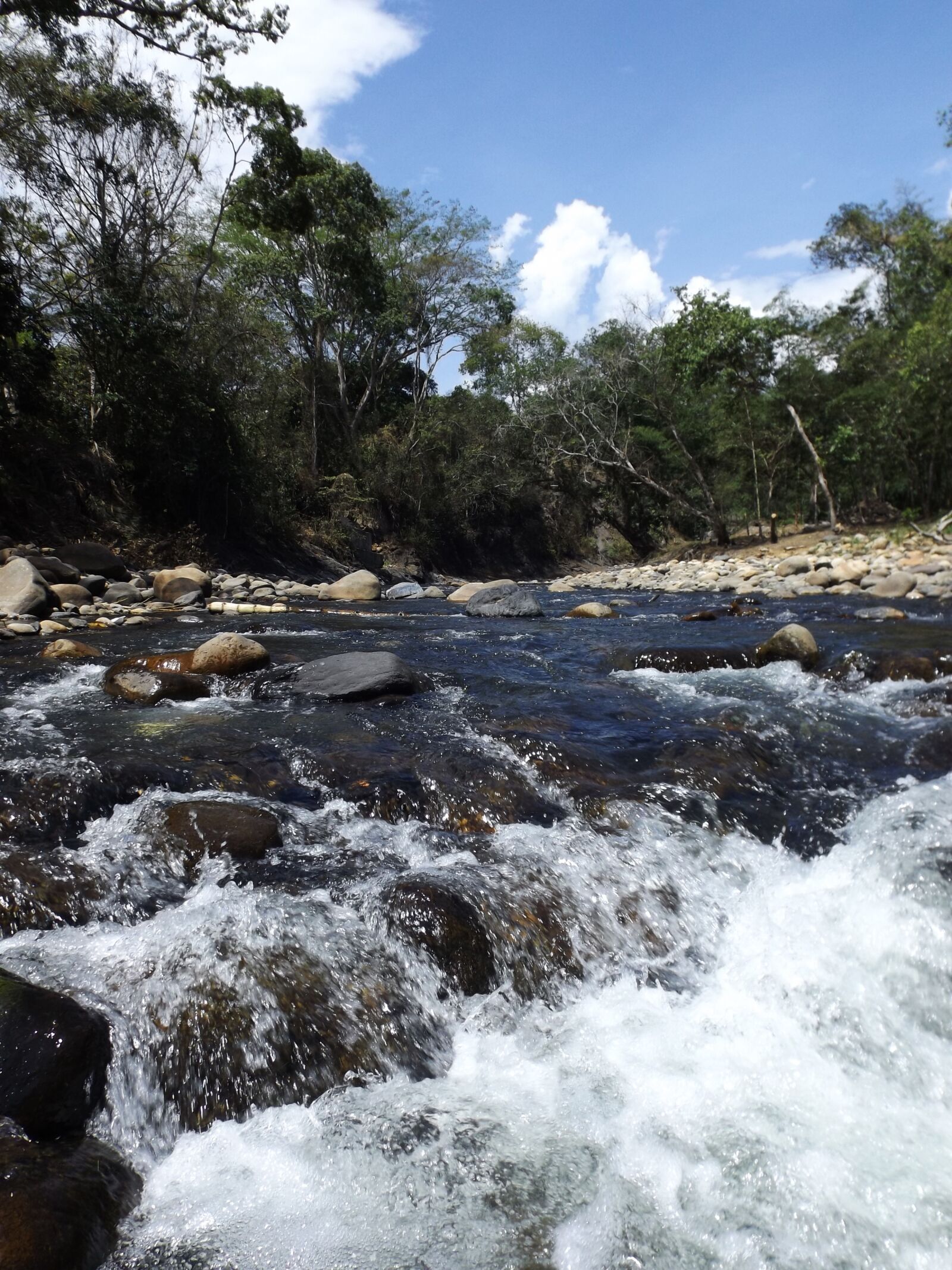 Fujifilm FinePix S4800 sample photo. River, water, waterfall photography
