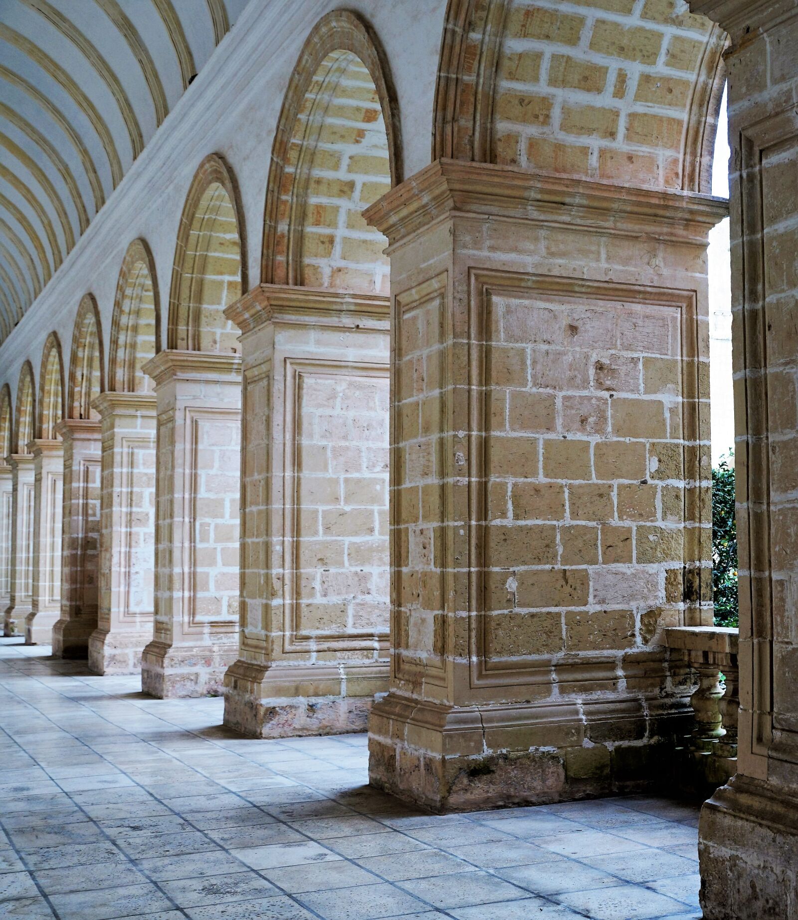 Sony ILCA-77M2 + Sony DT 16-50mm F2.8 SSM sample photo. Arcades, monastery, malta photography