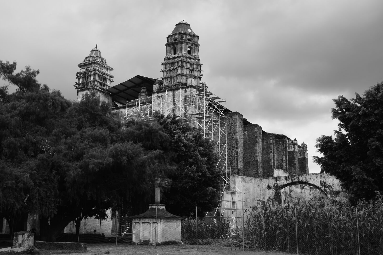 Nikon D3300 sample photo. Black, architecture, city photography