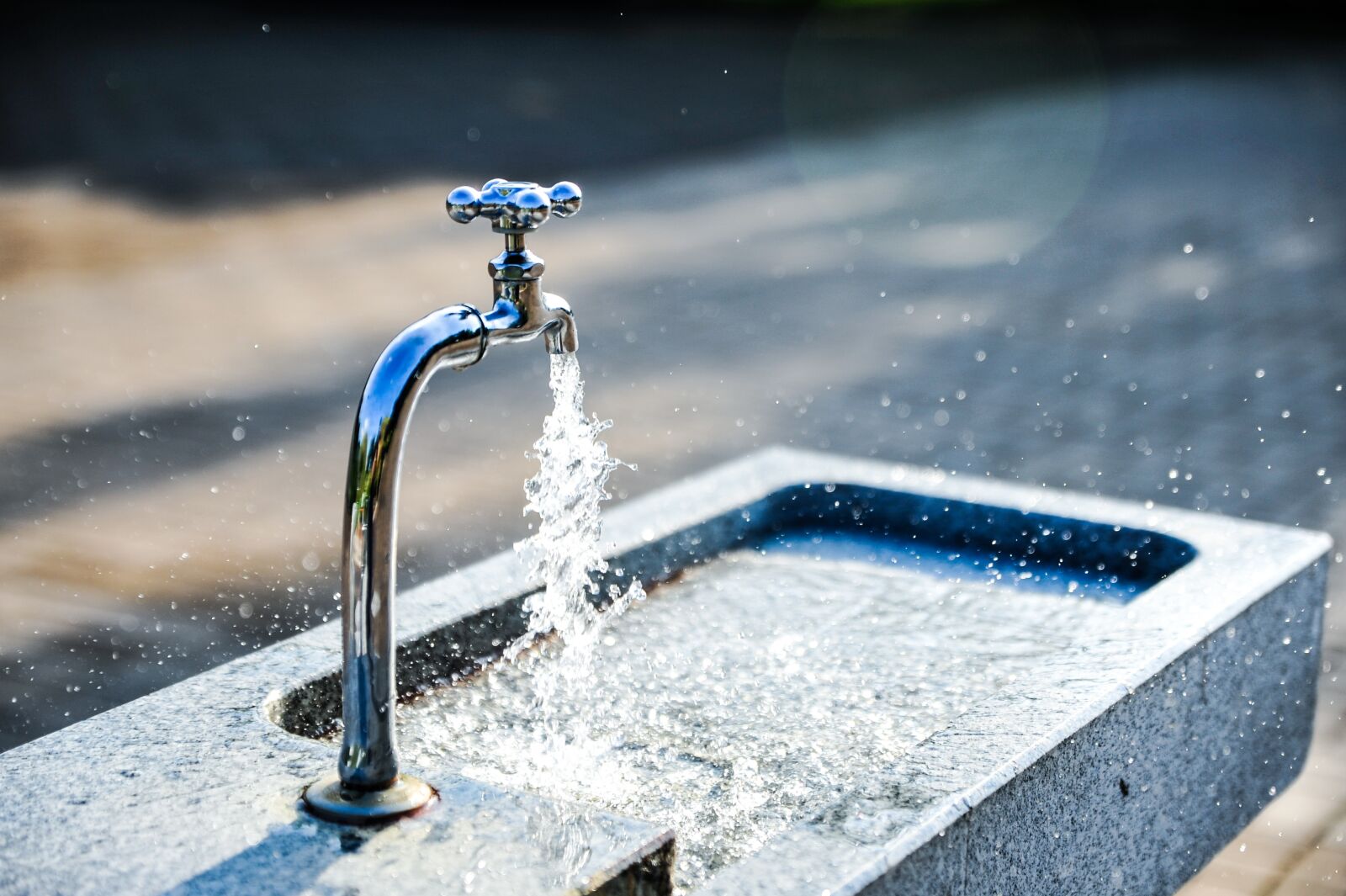 Nikon D700 sample photo. Wet, water, outdoors photography
