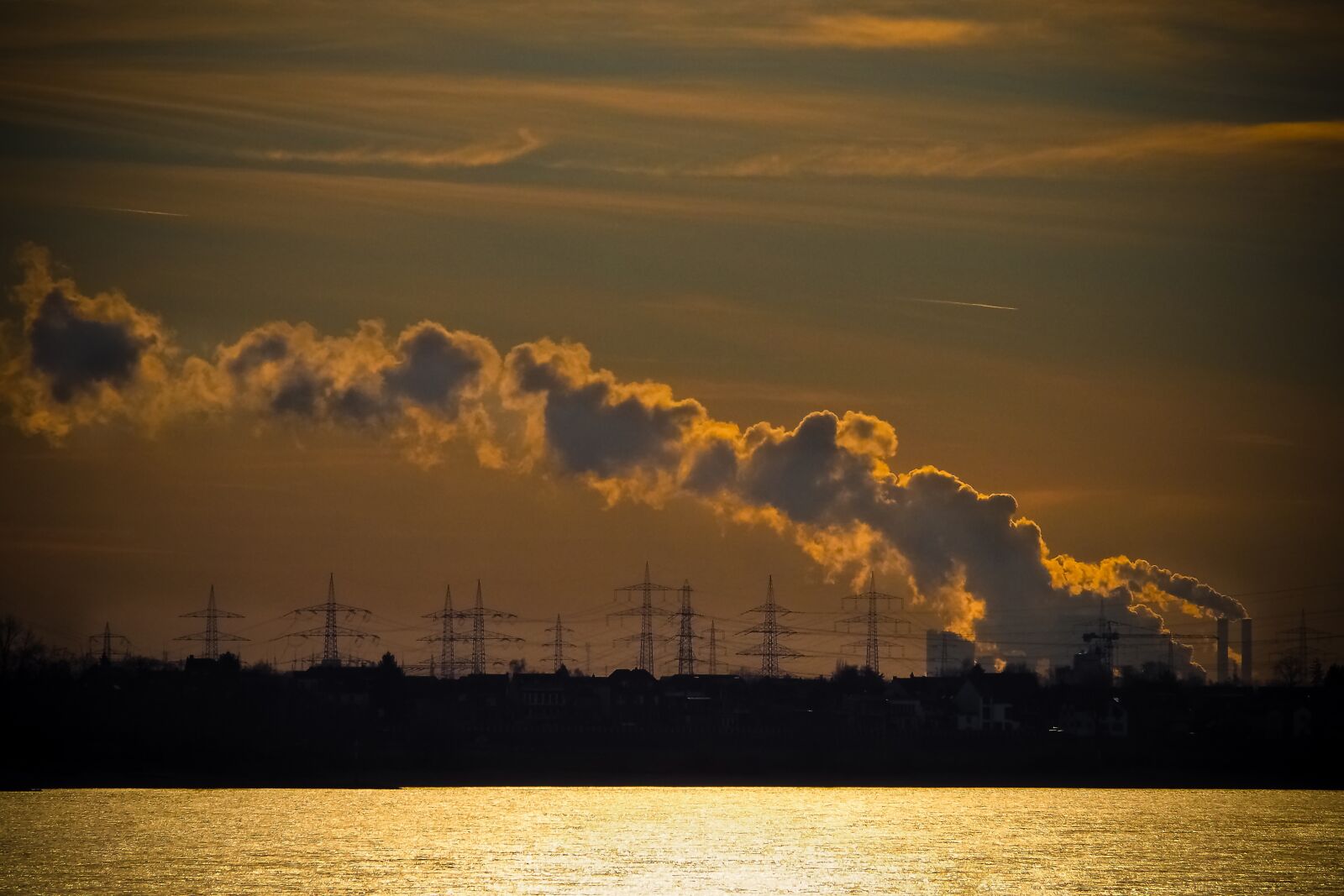 Olympus OM-D E-M10 sample photo. Industry, abendstimmung, sunset photography