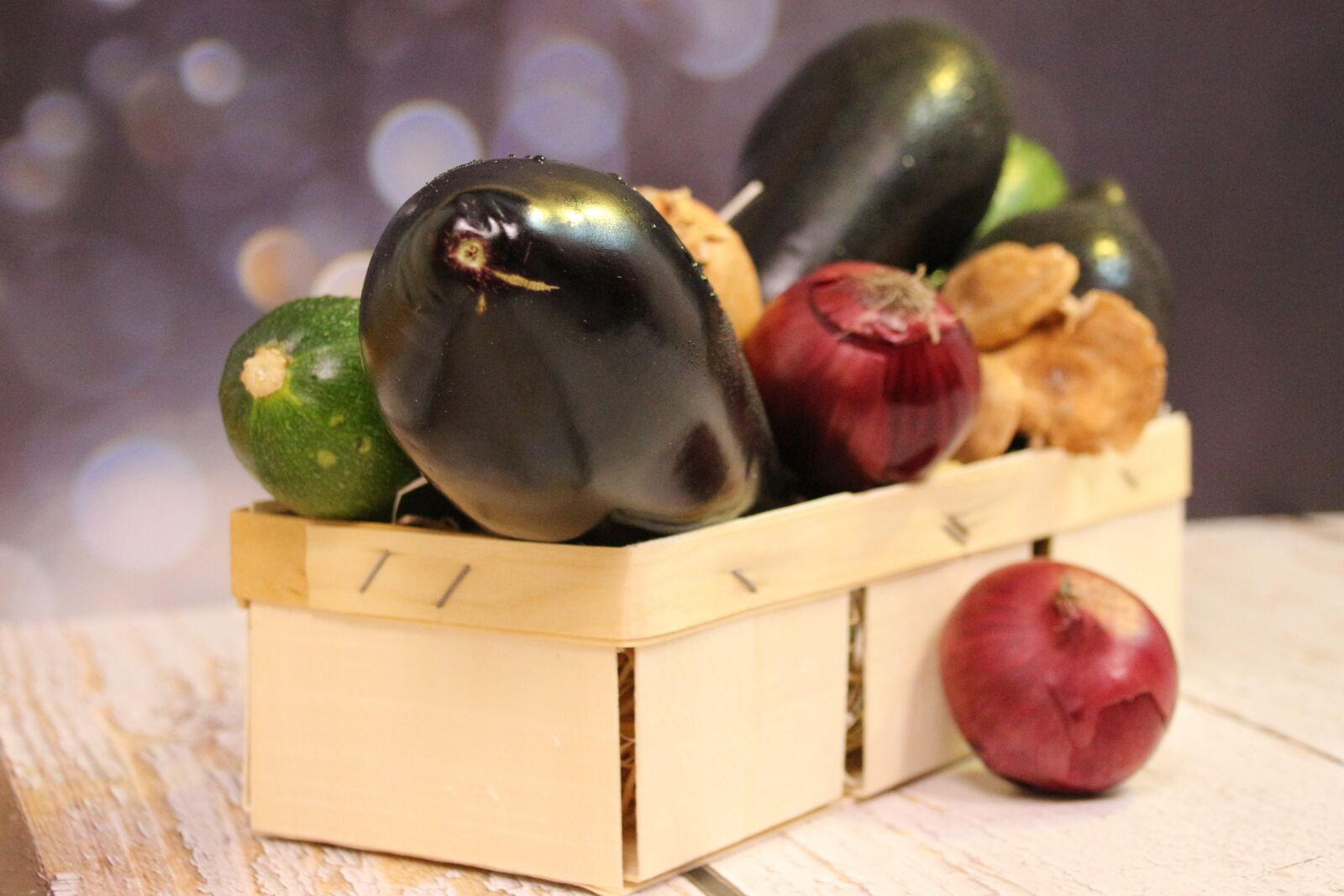Canon EOS 700D (EOS Rebel T5i / EOS Kiss X7i) sample photo. Bananas, yellow, fruit photography