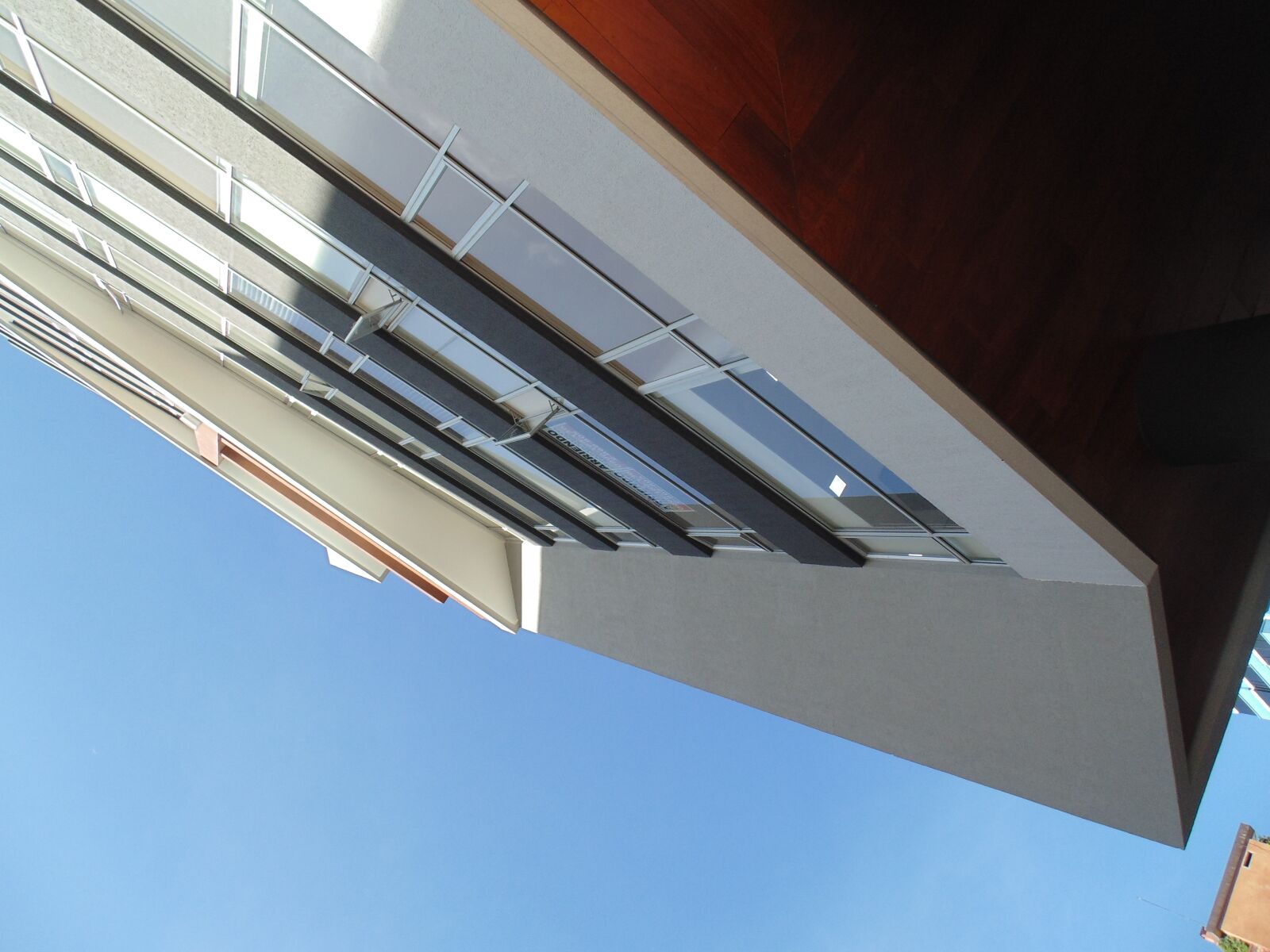 Sony Cyber-shot DSC-H200 sample photo. Building, perspective, architecture photography