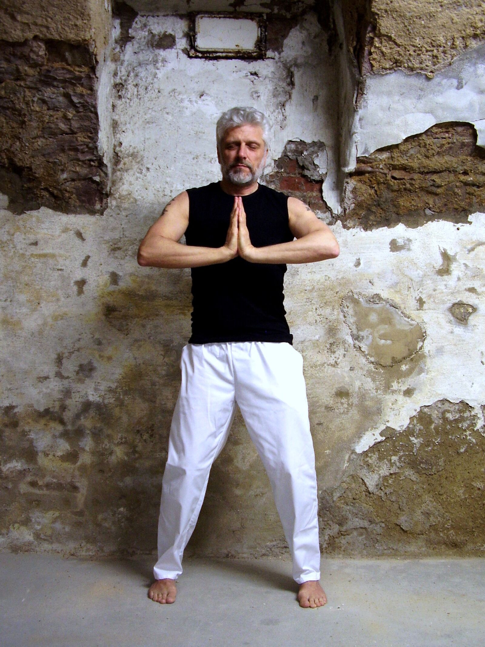 Olympus FE110,X705 sample photo. Yoga, pray, prayer photography