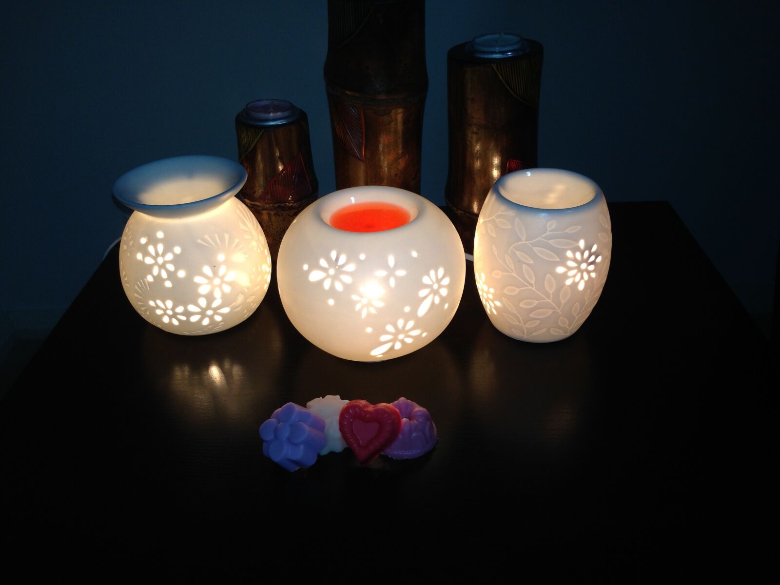 iPhone 5 back camera 4.12mm f/2.4 sample photo. Candles, light, glowing photography