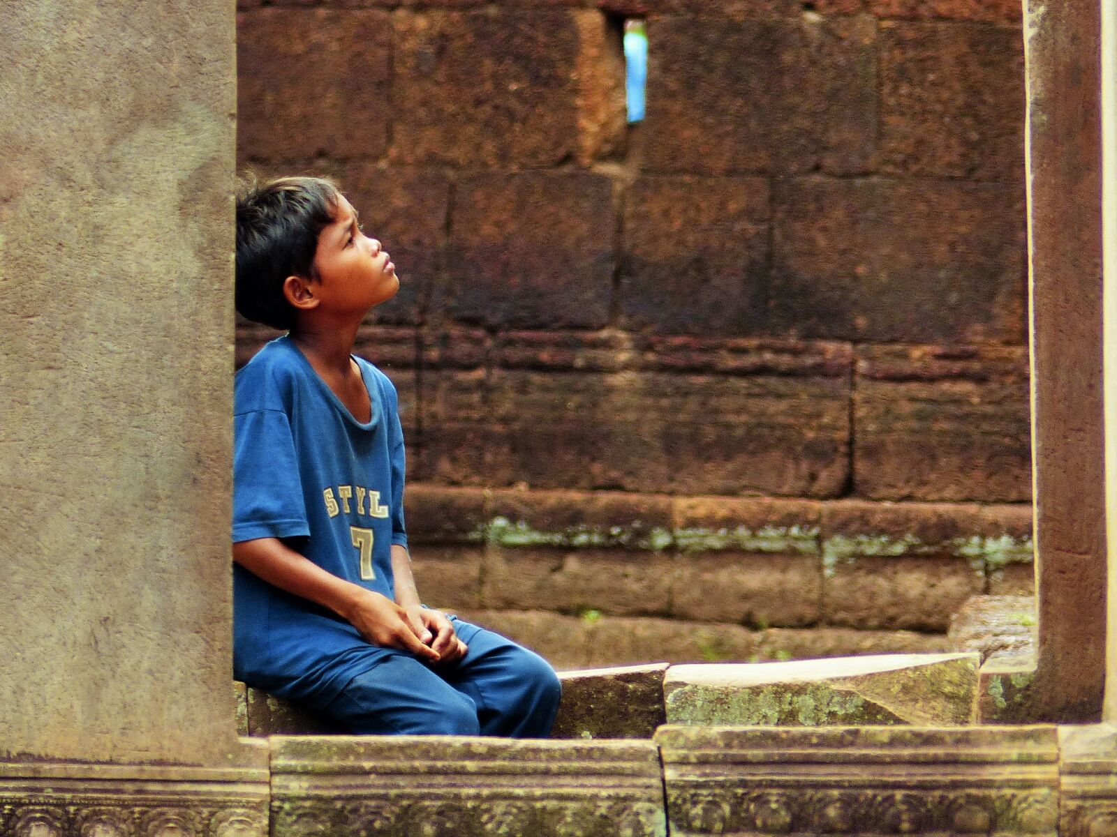 Panasonic Lumix DMC-FZ200 sample photo. Boy, cambodia, people photography