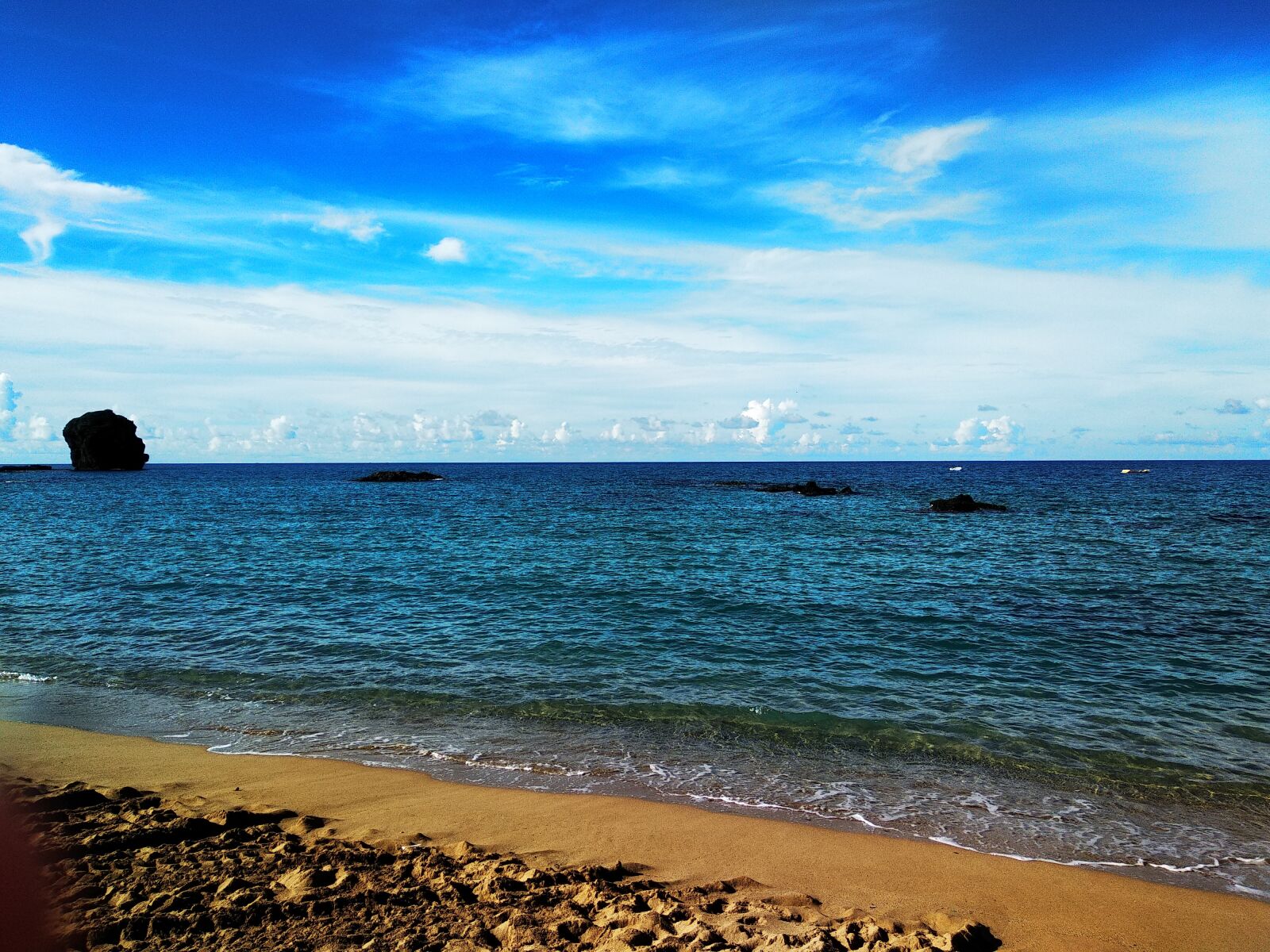Xiaomi Mi A1 sample photo. Sea, nice weather, beach photography
