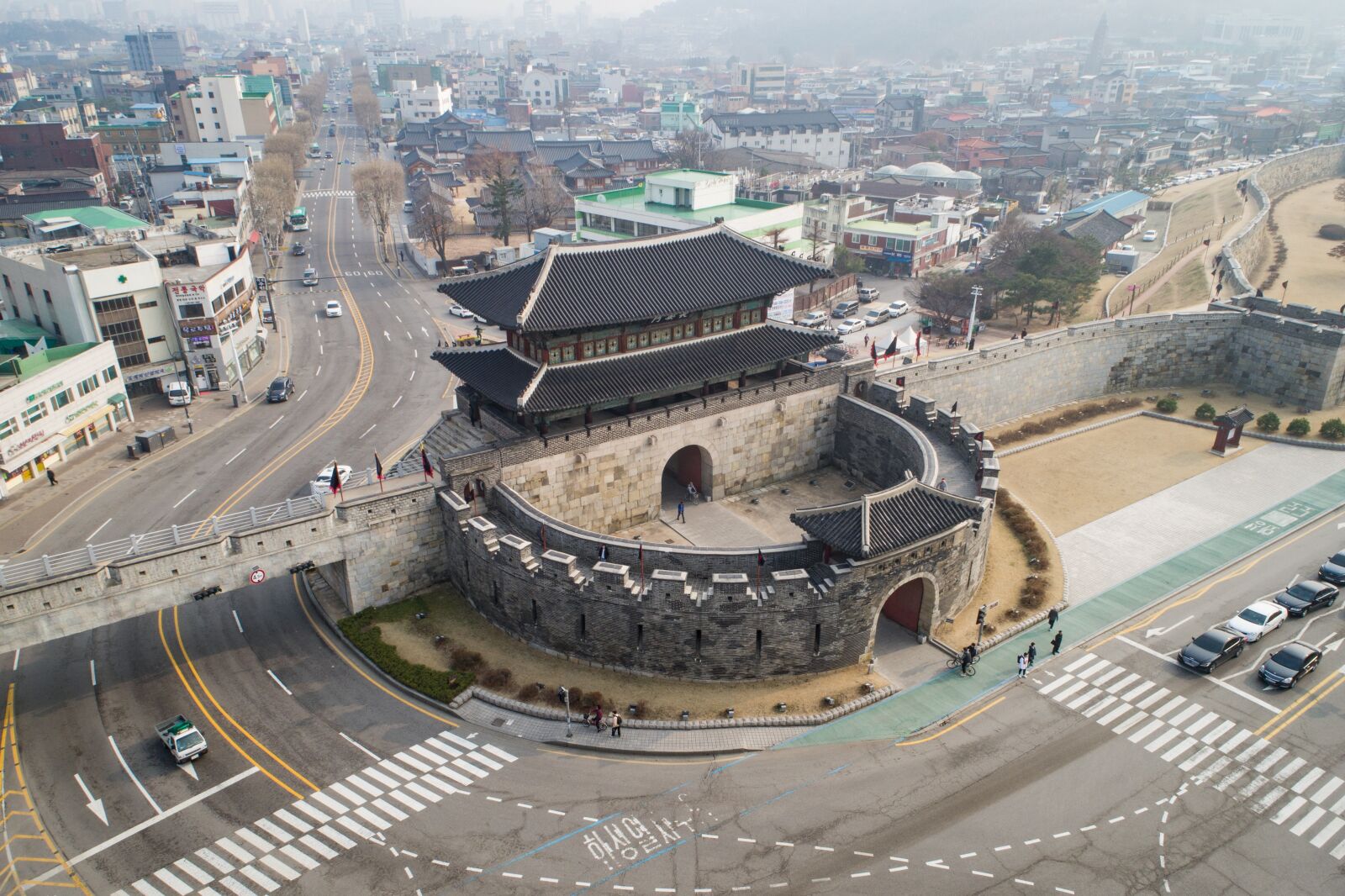 DJI FC6310 sample photo. Travel, city, structure photography
