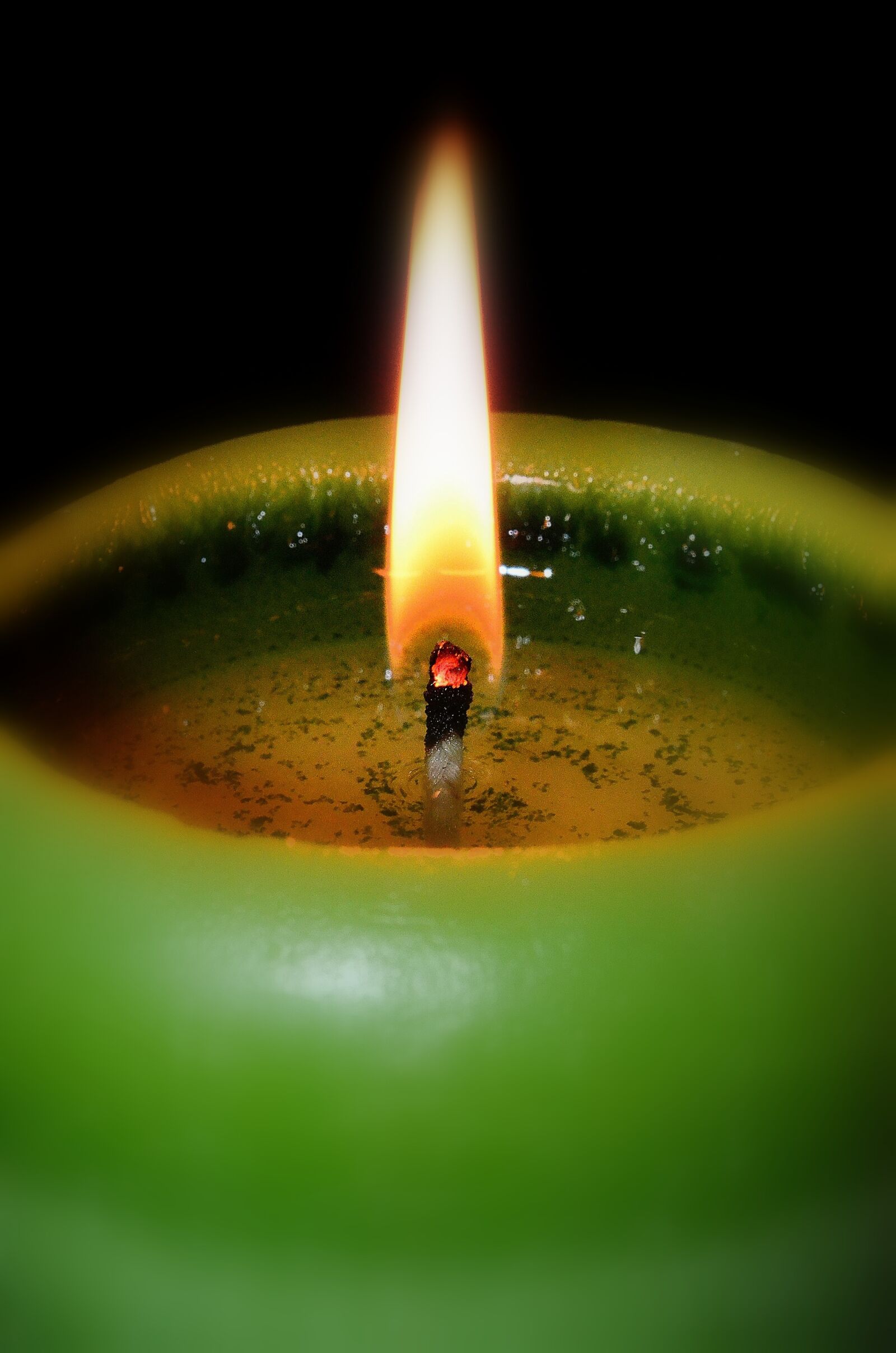 Nikon D5100 sample photo. Candle, advent candle, candlelight photography