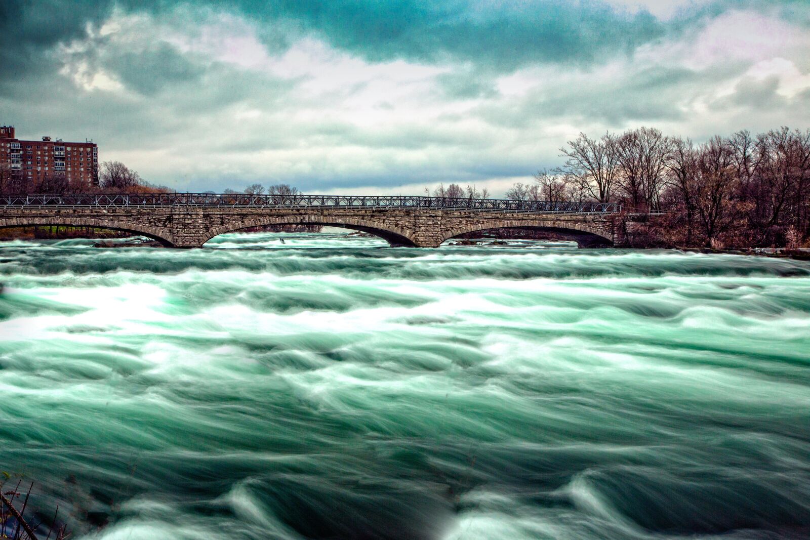 Canon EOS 5D Mark III sample photo. Niagara falls, rushing water photography
