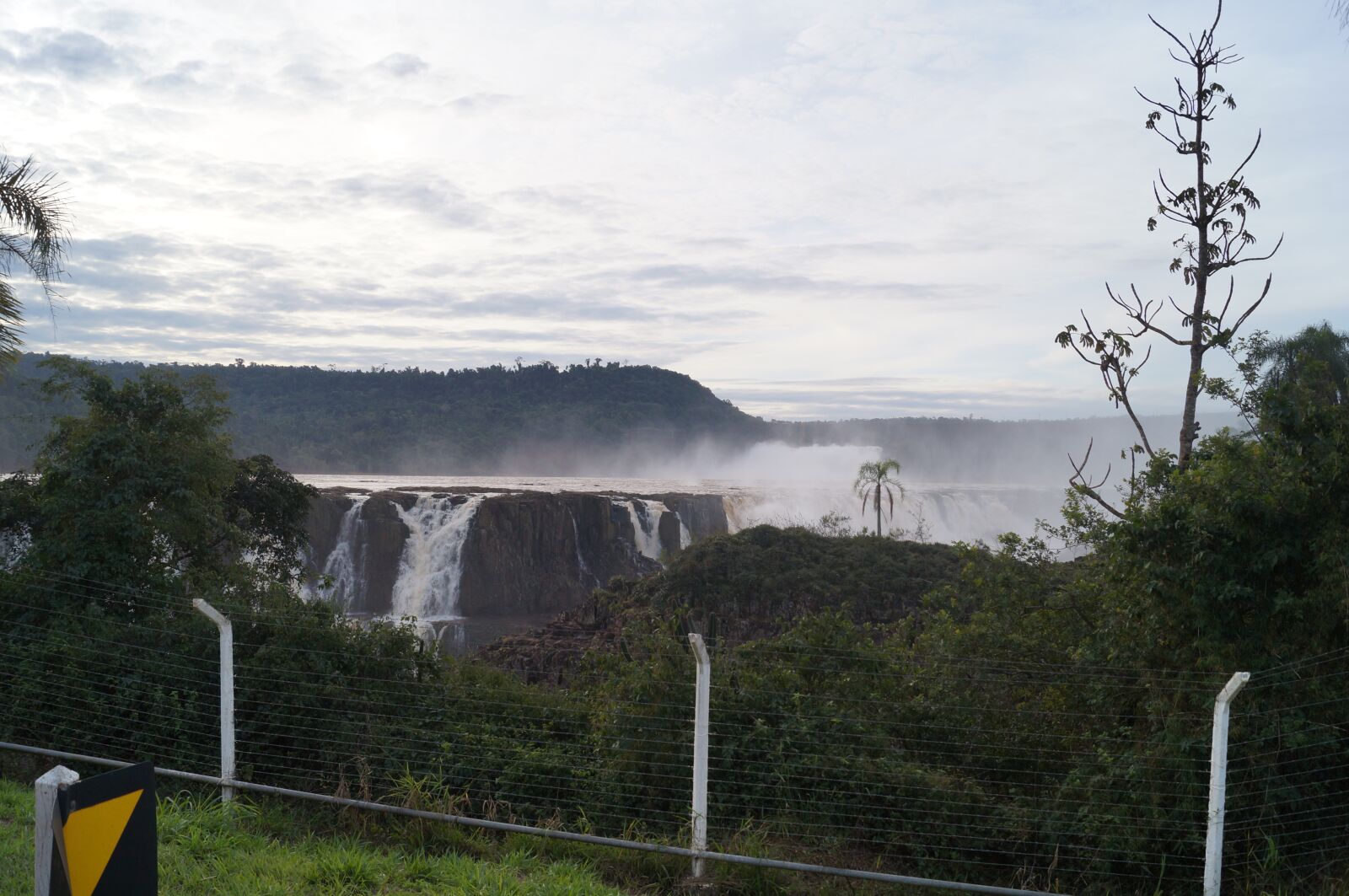 Sony SLT-A37 + Sony DT 18-55mm F3.5-5.6 SAM sample photo. Parana, power plant, hydroelectric photography