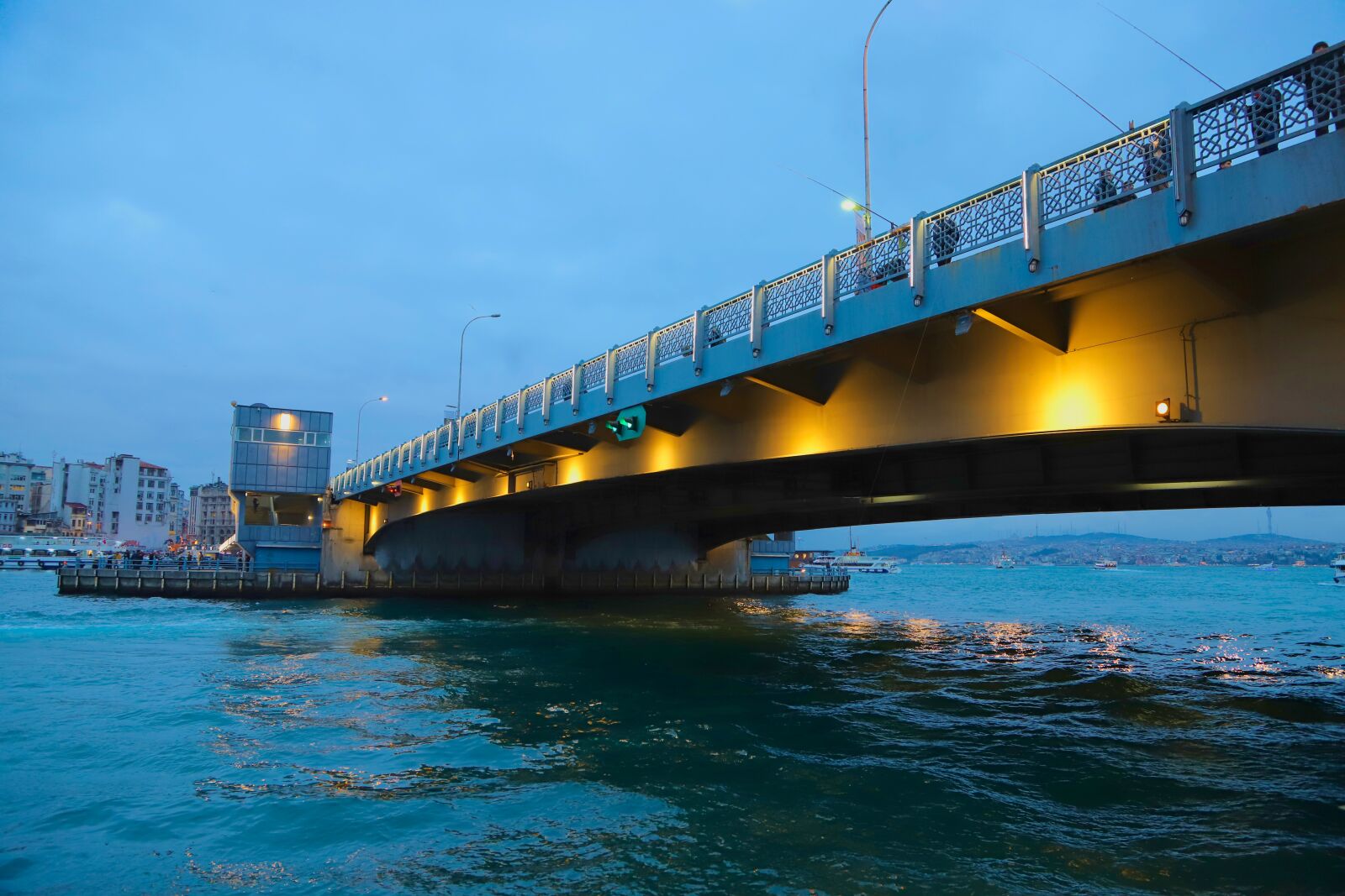 Canon EOS 6D Mark II sample photo. Galata bridge, blind, istanbul photography