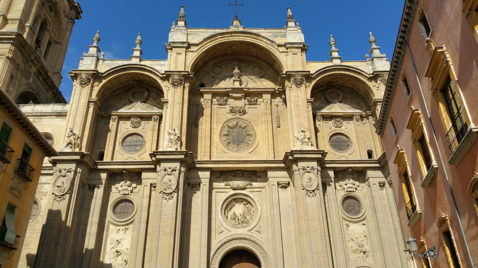Samsung Galaxy Note4 sample photo. Granada cathedral, cathedral of photography