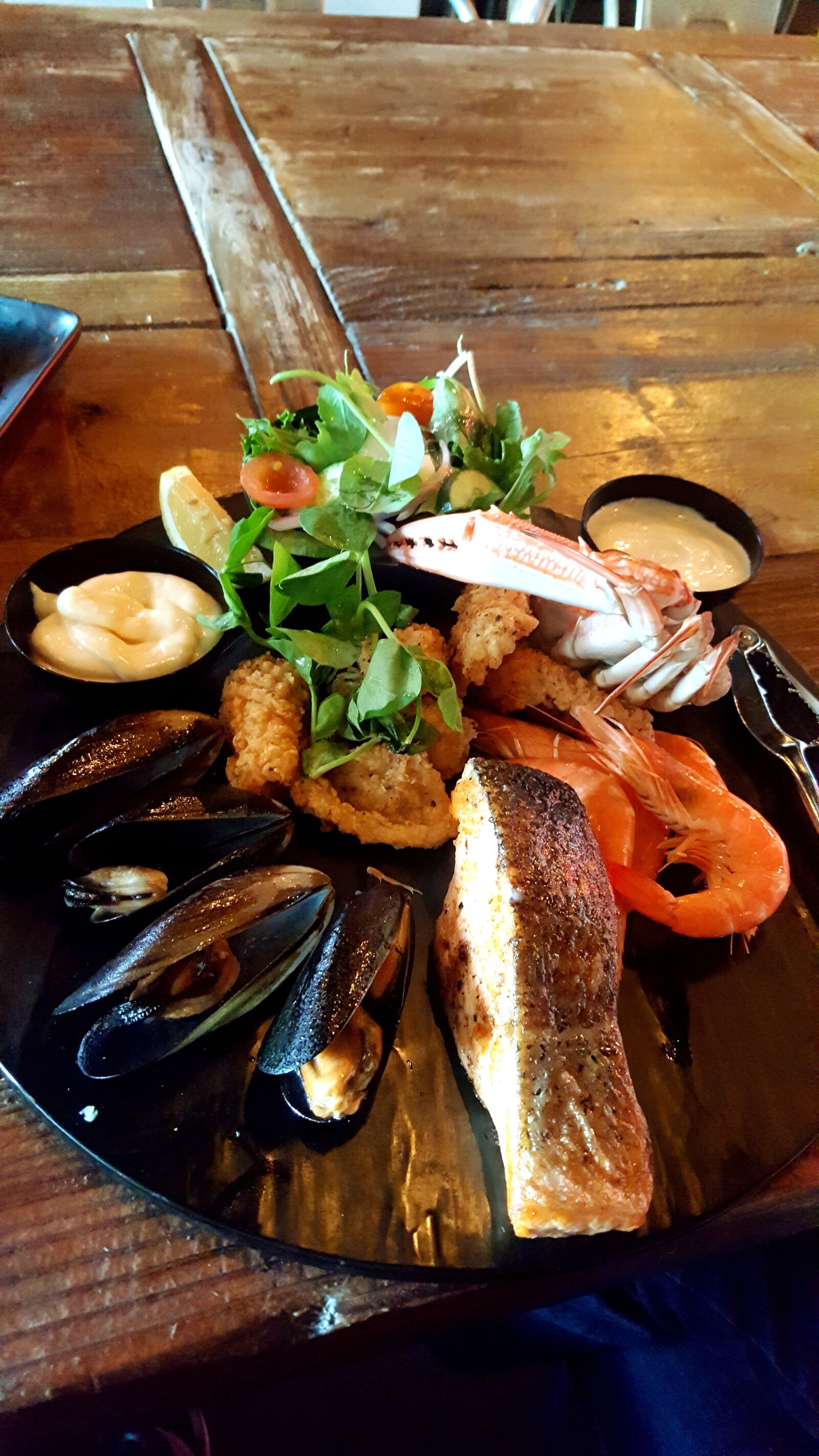 Samsung Galaxy Note5 sample photo. Dinner, fish, market, lunch photography