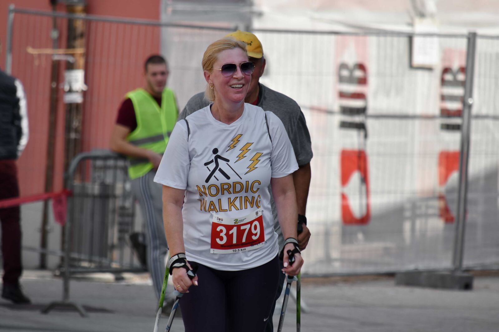 Nikon D5500 sample photo. Competition, jogging, skiing, walking photography