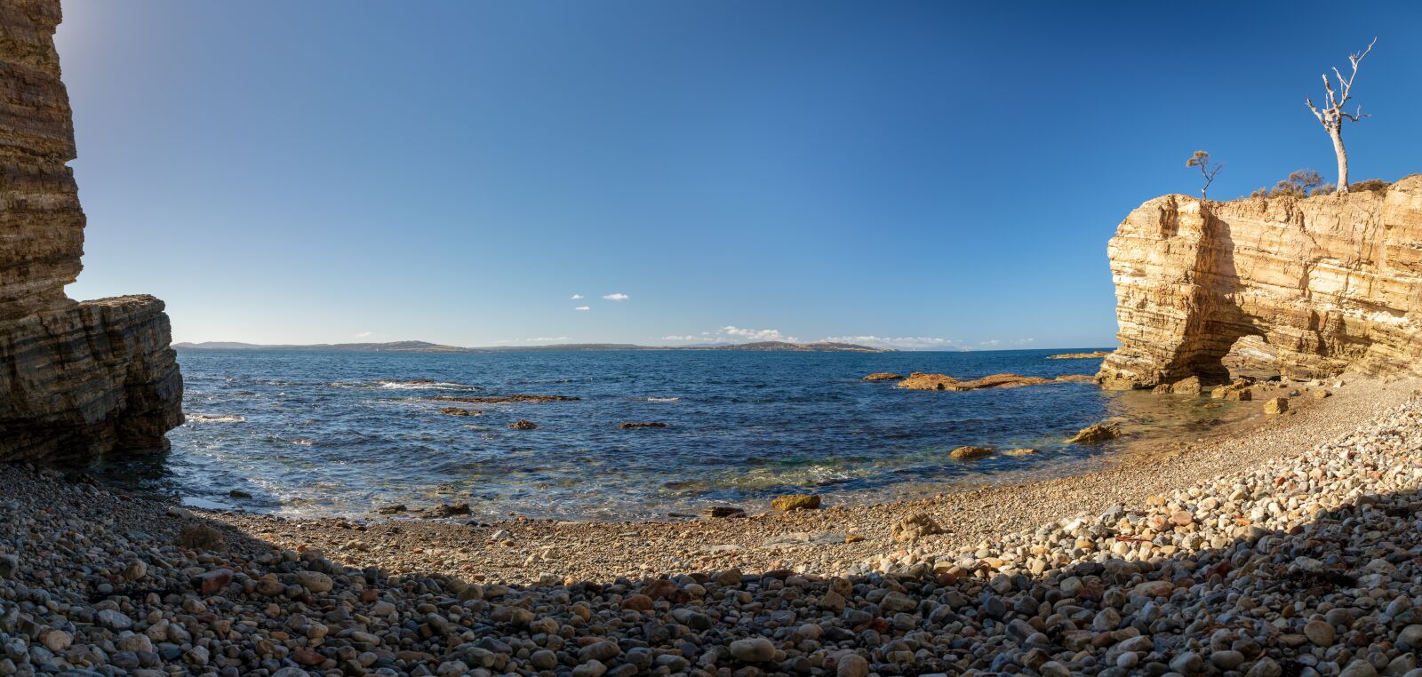 Canon EF 24-70mm F4L IS USM sample photo. Australia, tasmania, fossil cove photography