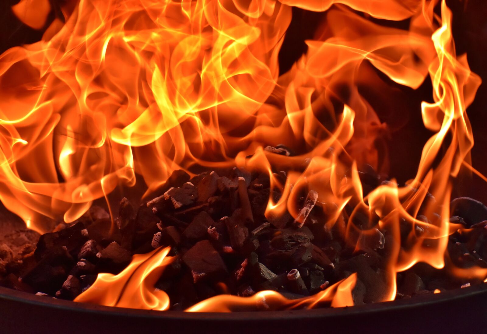 Nikon D7200 sample photo. Fire, flame, carbon photography