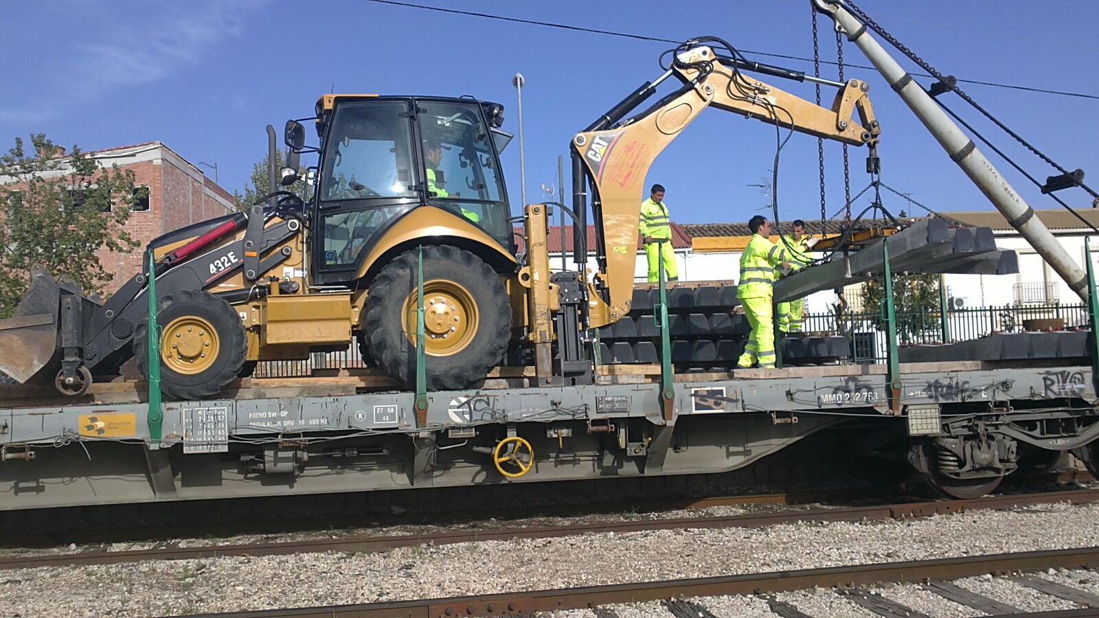 Sony Ericsson U5i sample photo. Train, sleepers, excavator photography
