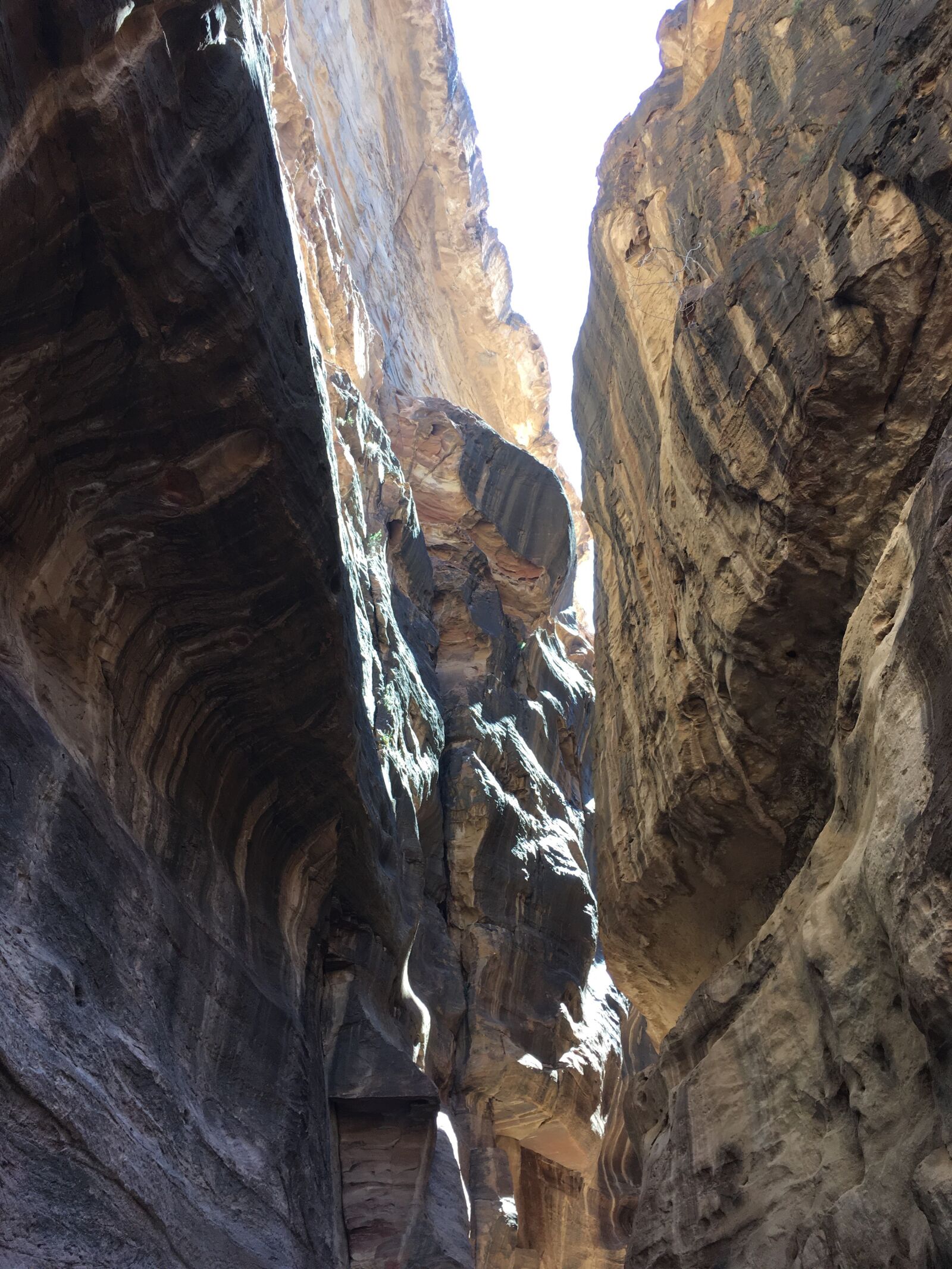 iPhone SE back camera 4.15mm f/2.2 sample photo. Petra, rock, formations, rock photography