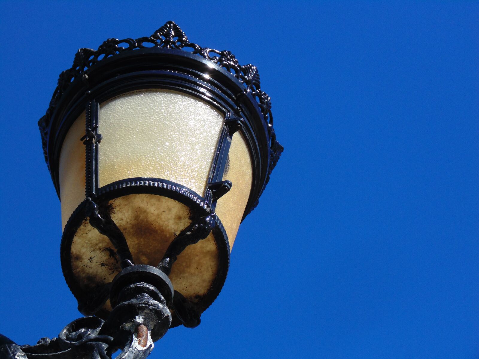 Sony Cyber-shot DSC-H200 sample photo. Lamp, street lamp, old photography