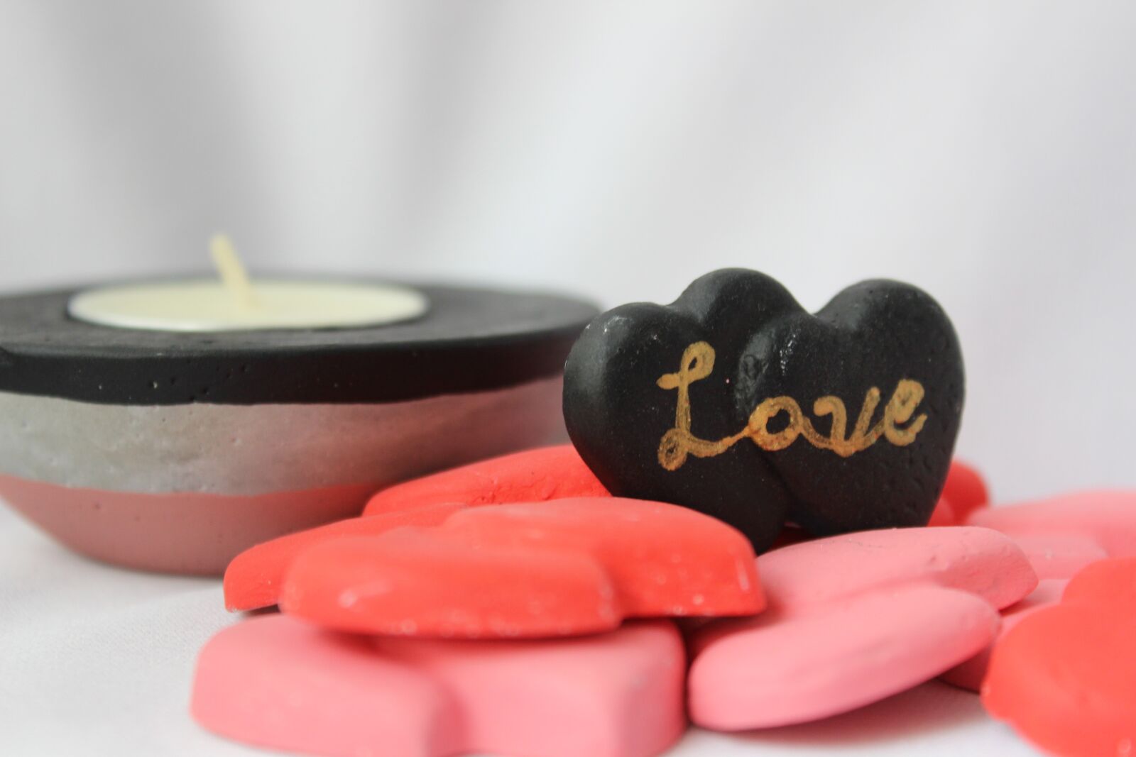 Canon EOS 600D (Rebel EOS T3i / EOS Kiss X5) sample photo. Love, form, heart photography
