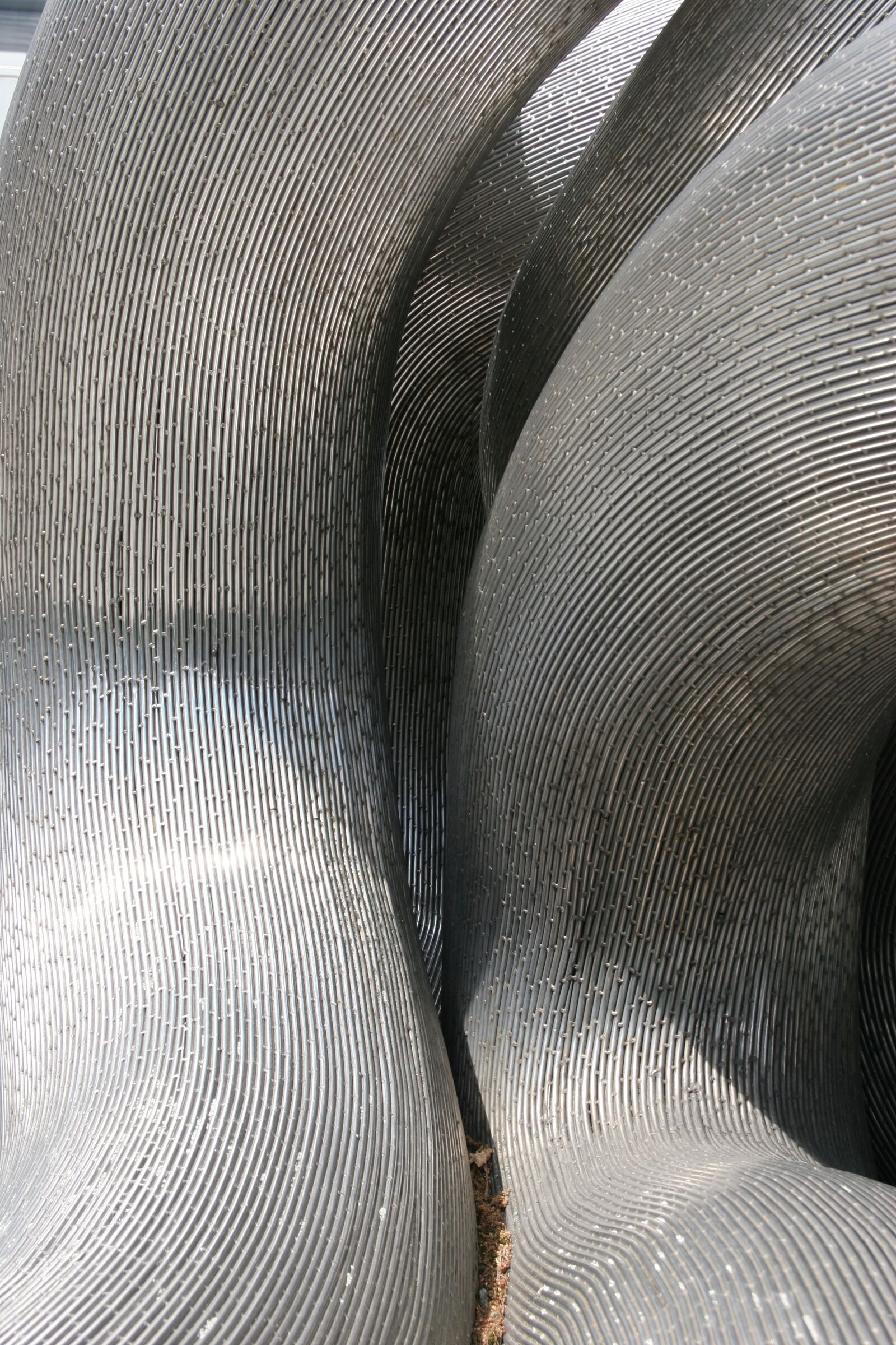 Canon EOS 20D sample photo. Sculpture, plastic, steel-plastic photography