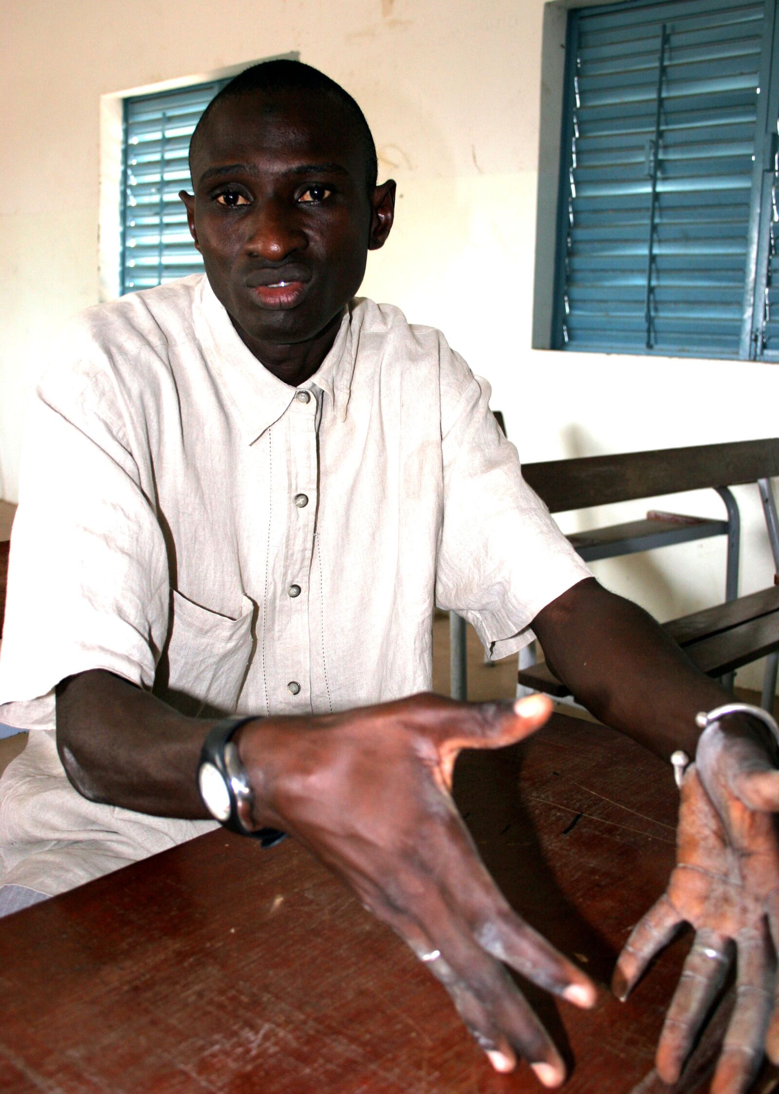 Canon EOS 20D sample photo. School, teacher, senegal, work photography