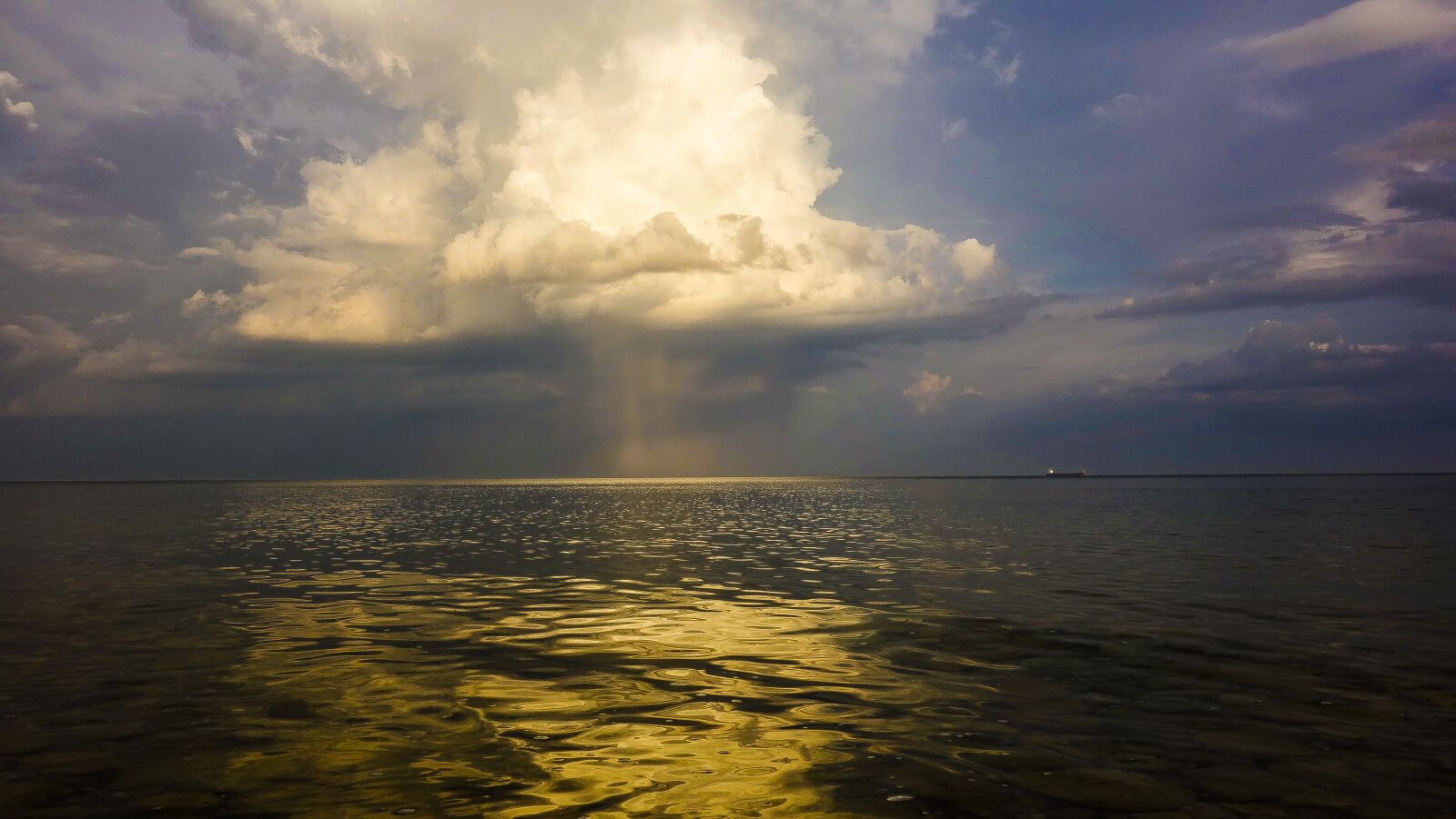 Sony Cyber-shot DSC-RX100 sample photo. Sea, clouds, reflection photography