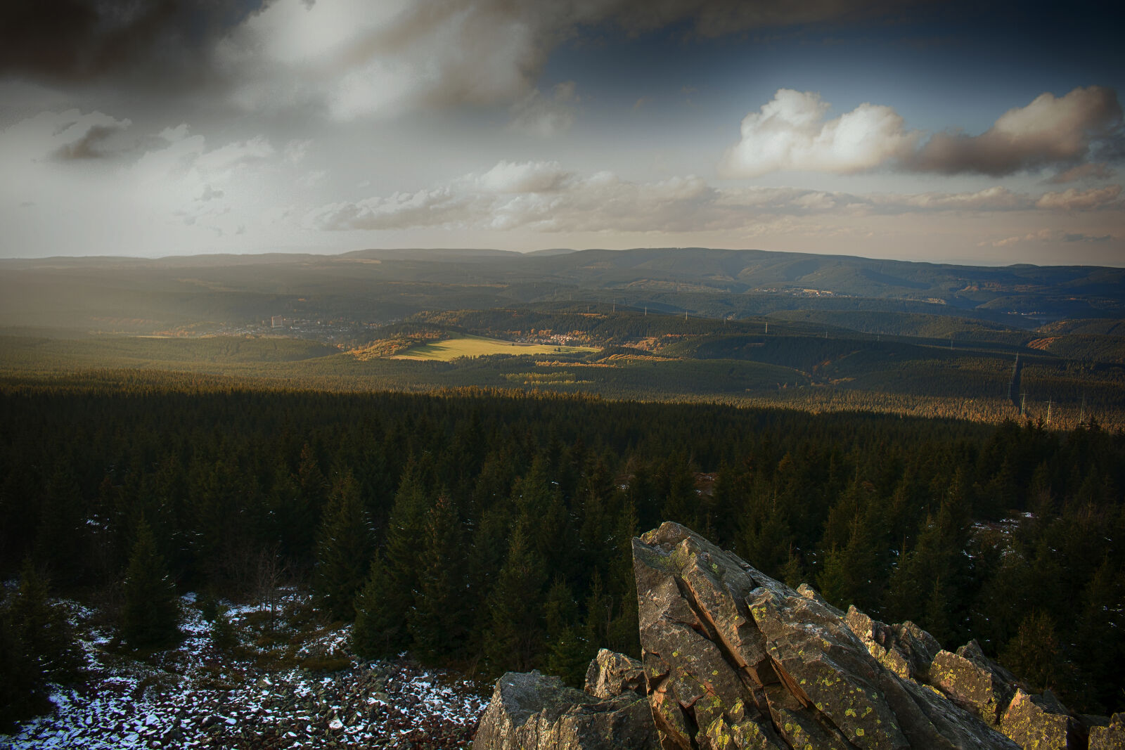 Canon EOS 750D (EOS Rebel T6i / EOS Kiss X8i) sample photo. Clouds, forest, harz, landscape photography