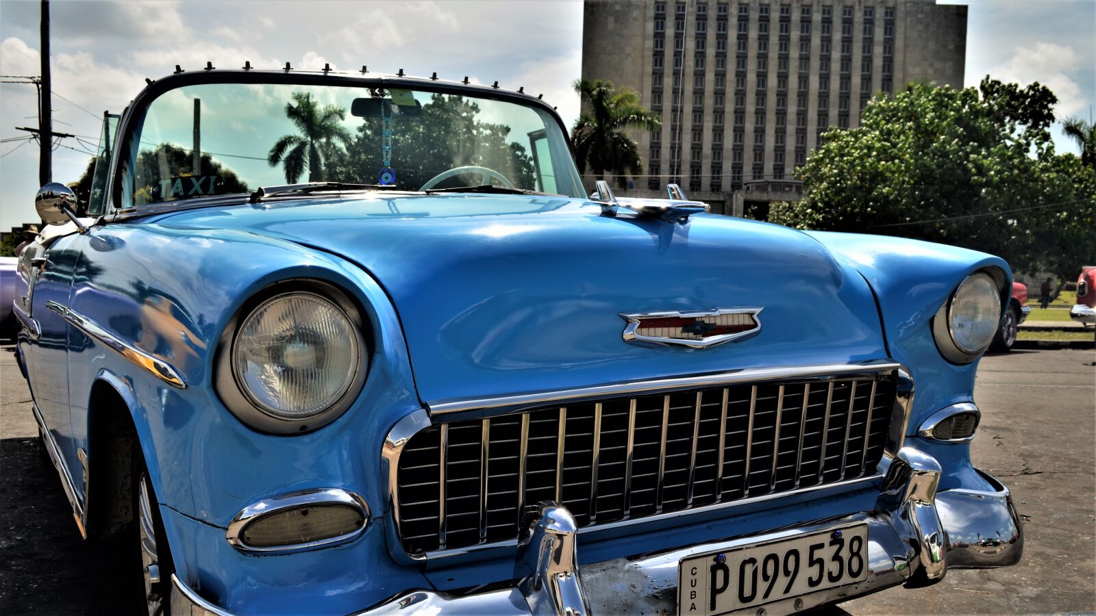 Nikon D5100 sample photo. Car, antique, blue photography