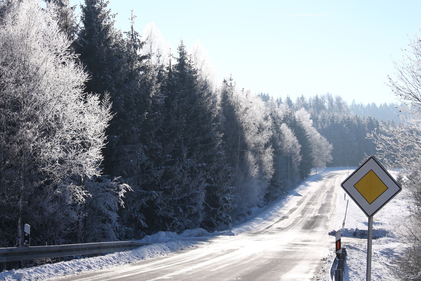 Canon EOS 700D (EOS Rebel T5i / EOS Kiss X7i) sample photo. Snow, winter, wintry photography