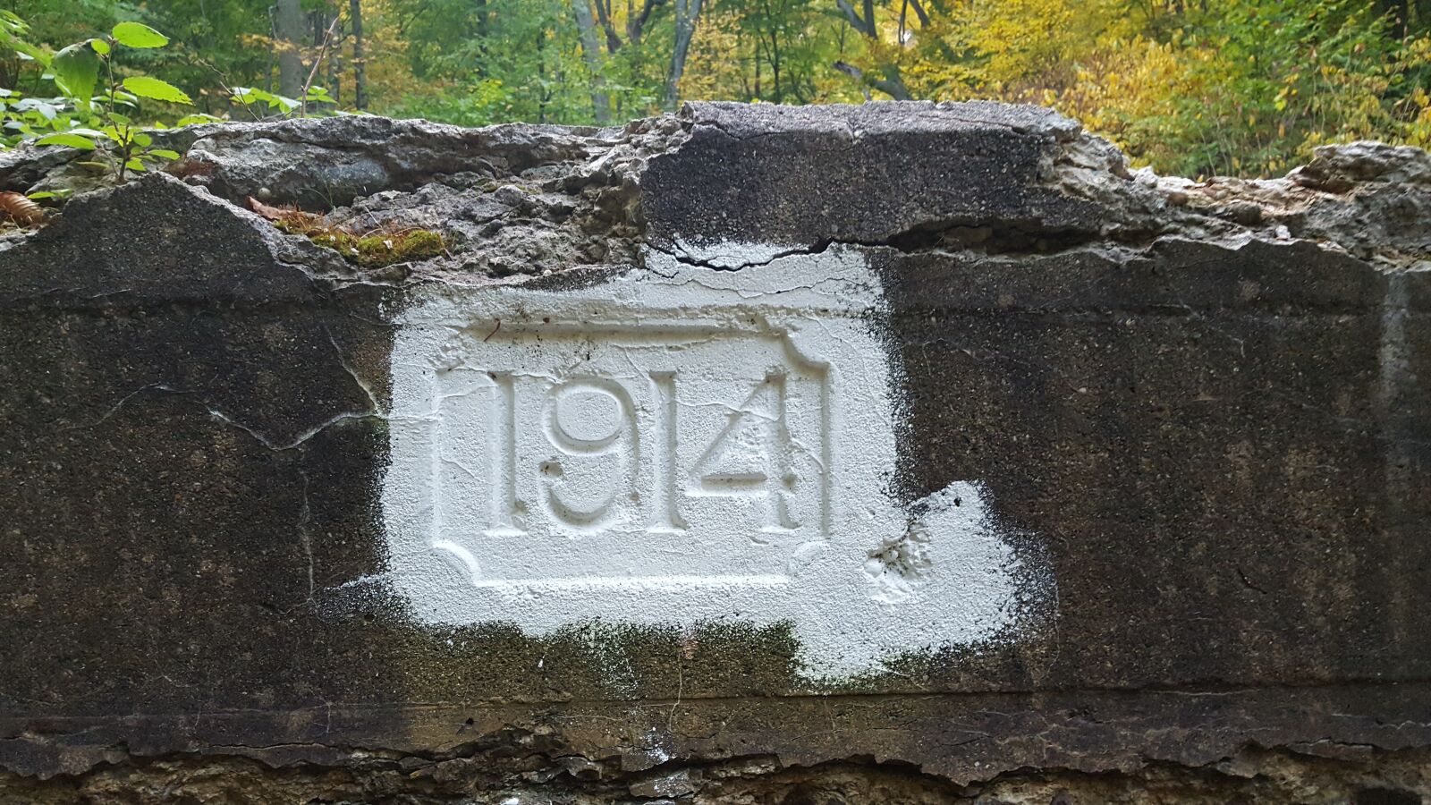 Samsung Galaxy S6 sample photo. Date, concrete, old photography