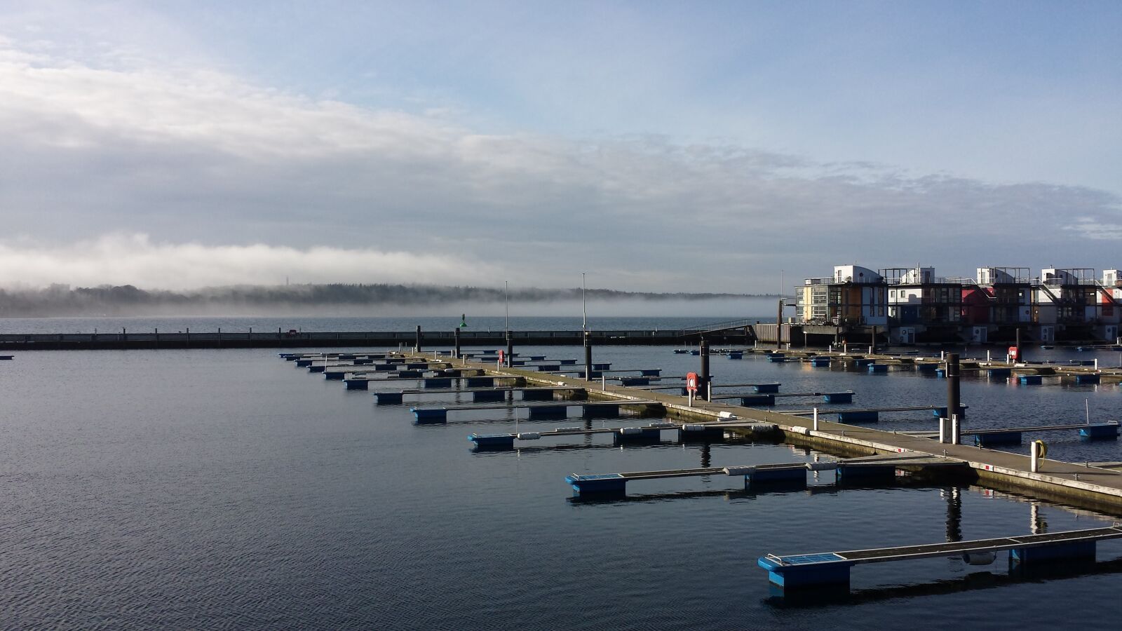 Samsung Galaxy S4 sample photo. Port, marina, water photography
