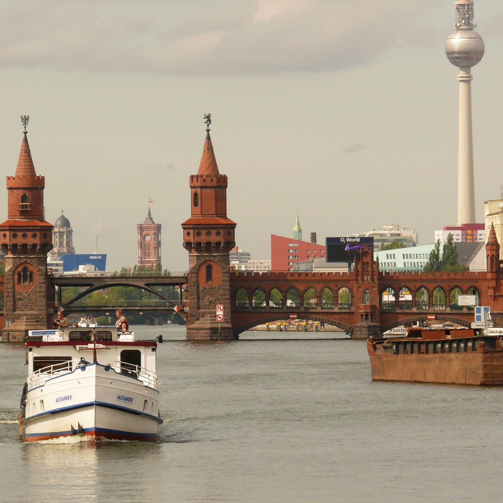 Panasonic DMC-FZ50 sample photo. Berlin, spree, oberbaumbrücke photography