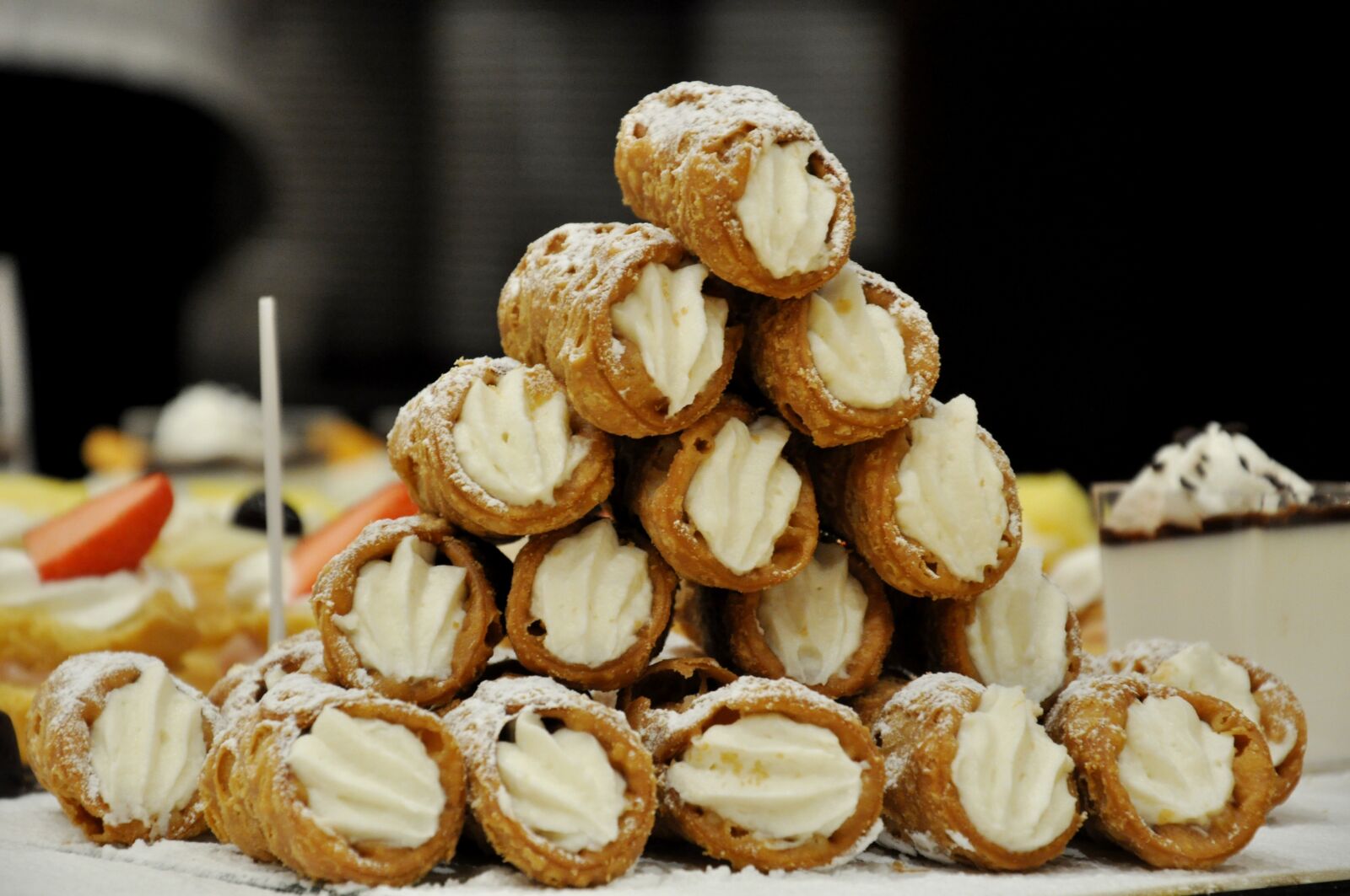 Nikon D90 sample photo. Sicilian cannoli, sweets, dessert photography