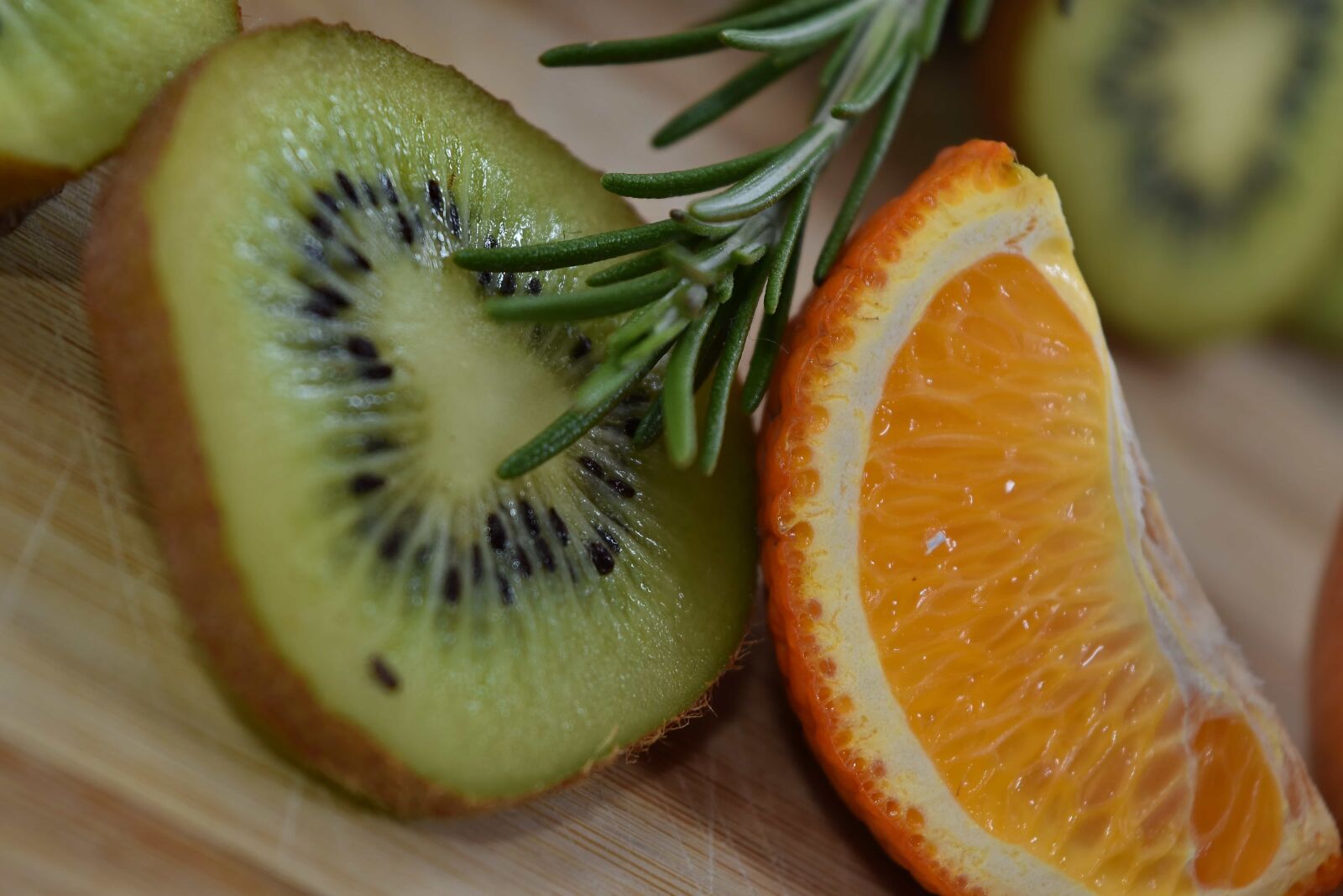 Nikon D5500 sample photo. Aromatic, branch, kiwi, mandarin photography
