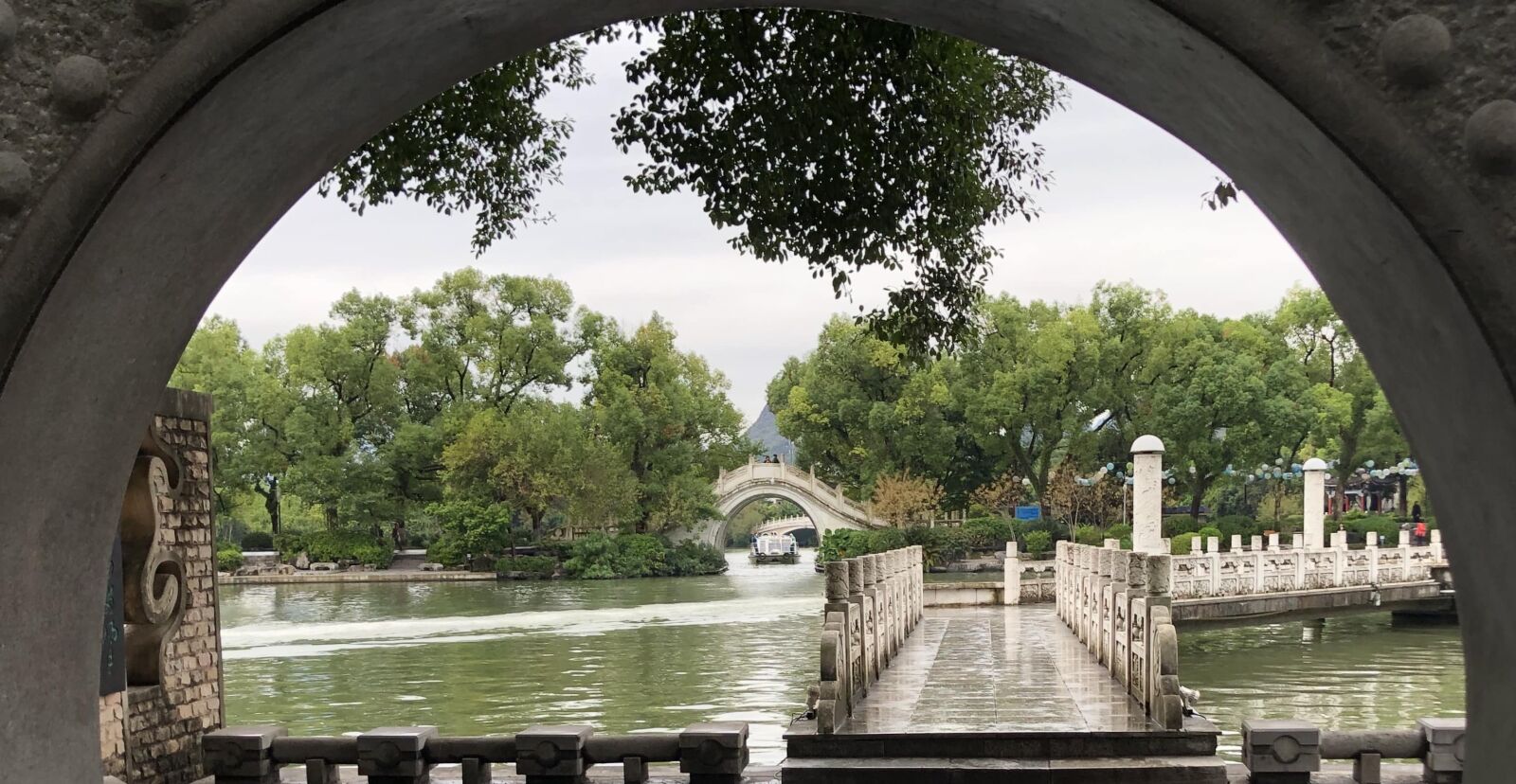 iPhone X back dual camera 4mm f/1.8 sample photo. Arches, architectural style, asia photography