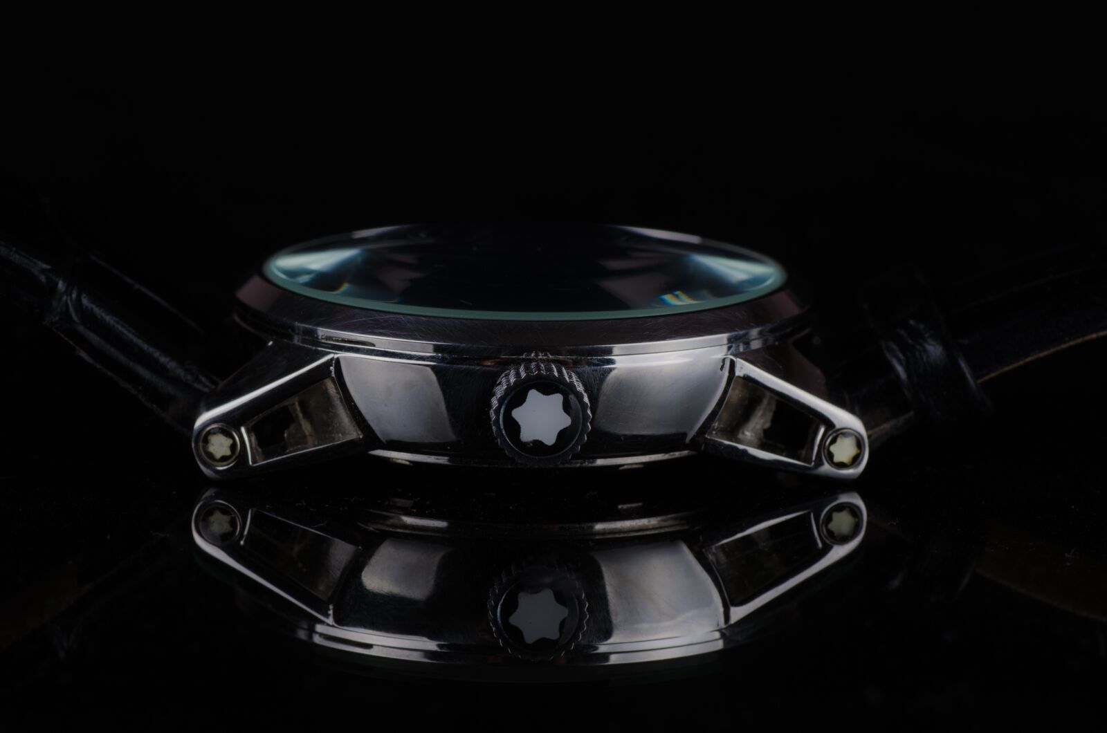 Nikon D7000 sample photo. Watch, reflection, time photography