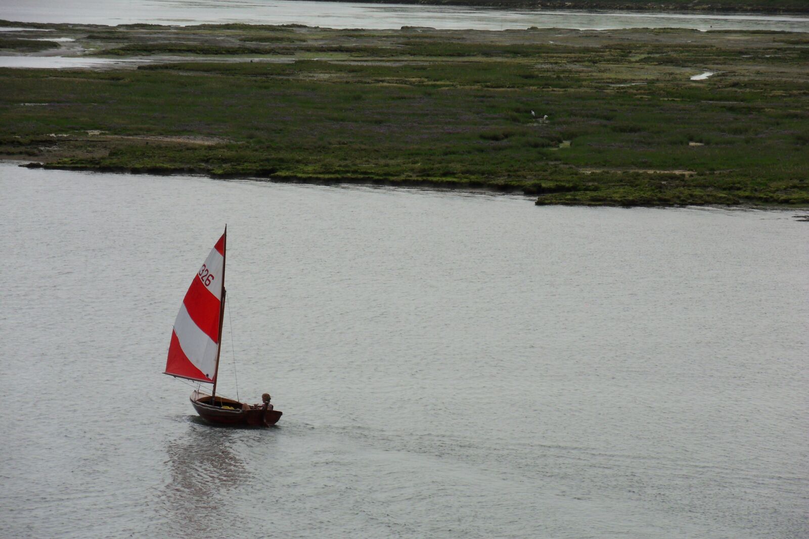 Samsung WB550, WB560 / VLUU WB550 /  HZ15W sample photo. Boat, sailing, sea photography