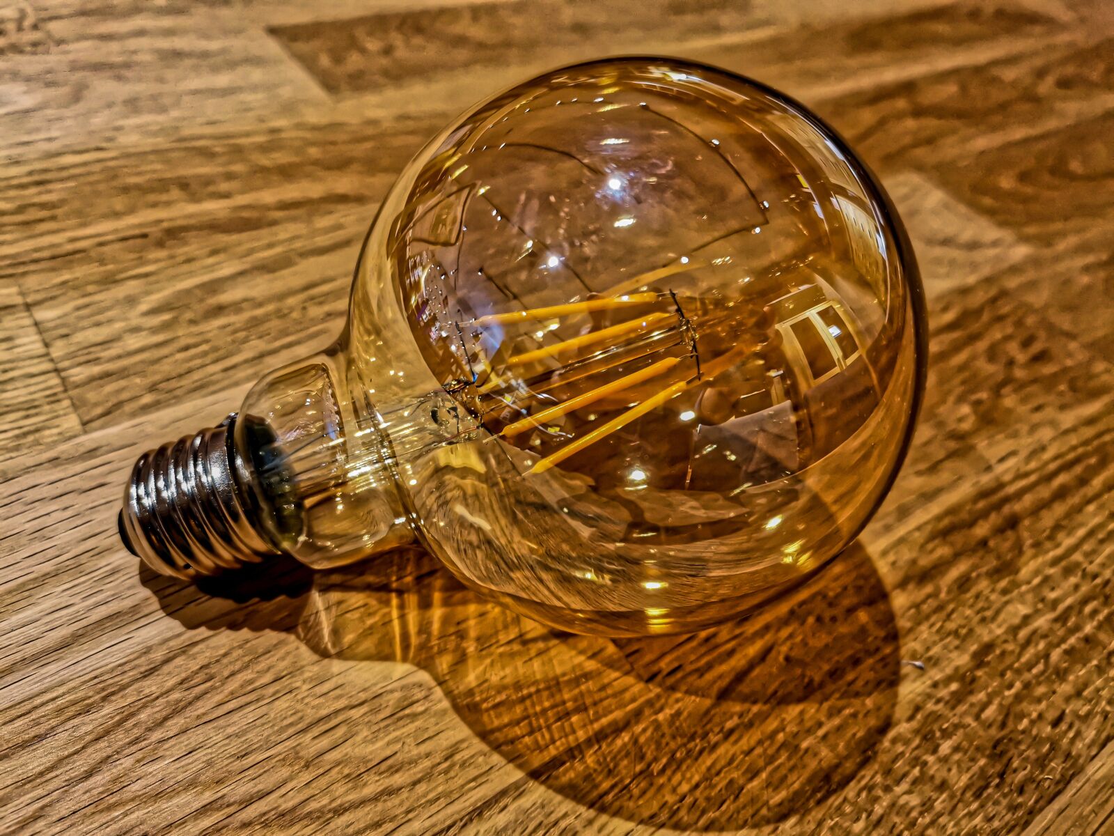 HUAWEI Mate 20 Pro sample photo. Light bulb, light, led photography