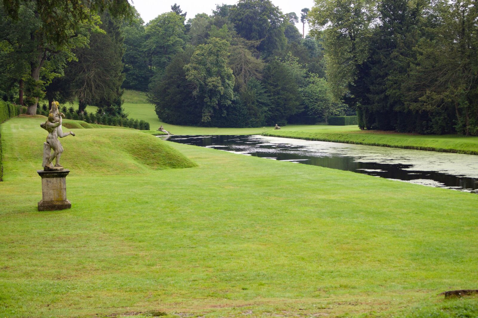 Olympus OM-D E-M10 sample photo. Fountains abbey, water gardens photography