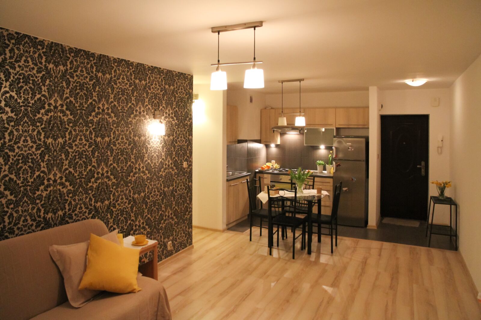 Canon EOS 7D sample photo. Apartment, room, house photography