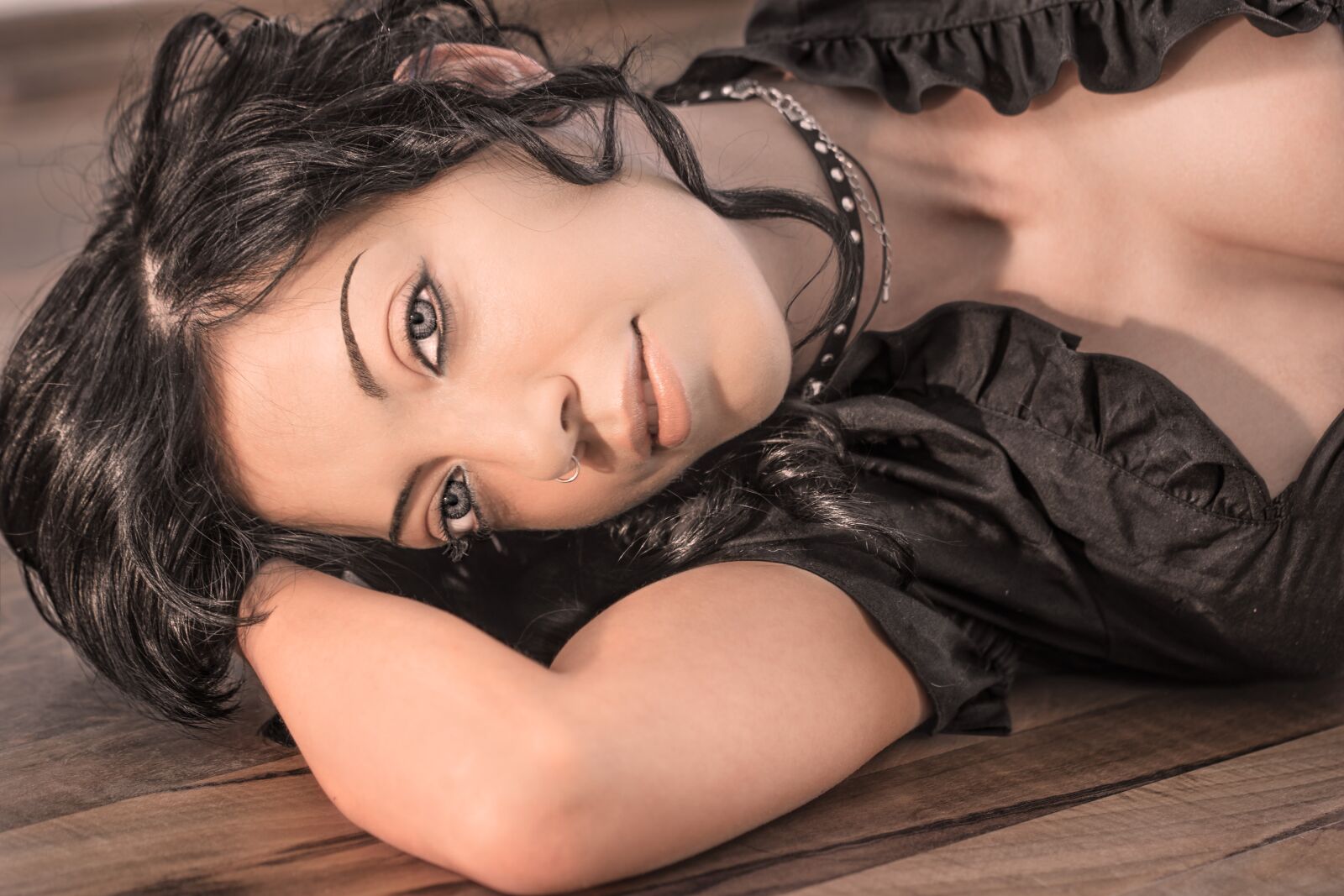 Nikon D5300 sample photo. Woman, portrait, lay down photography