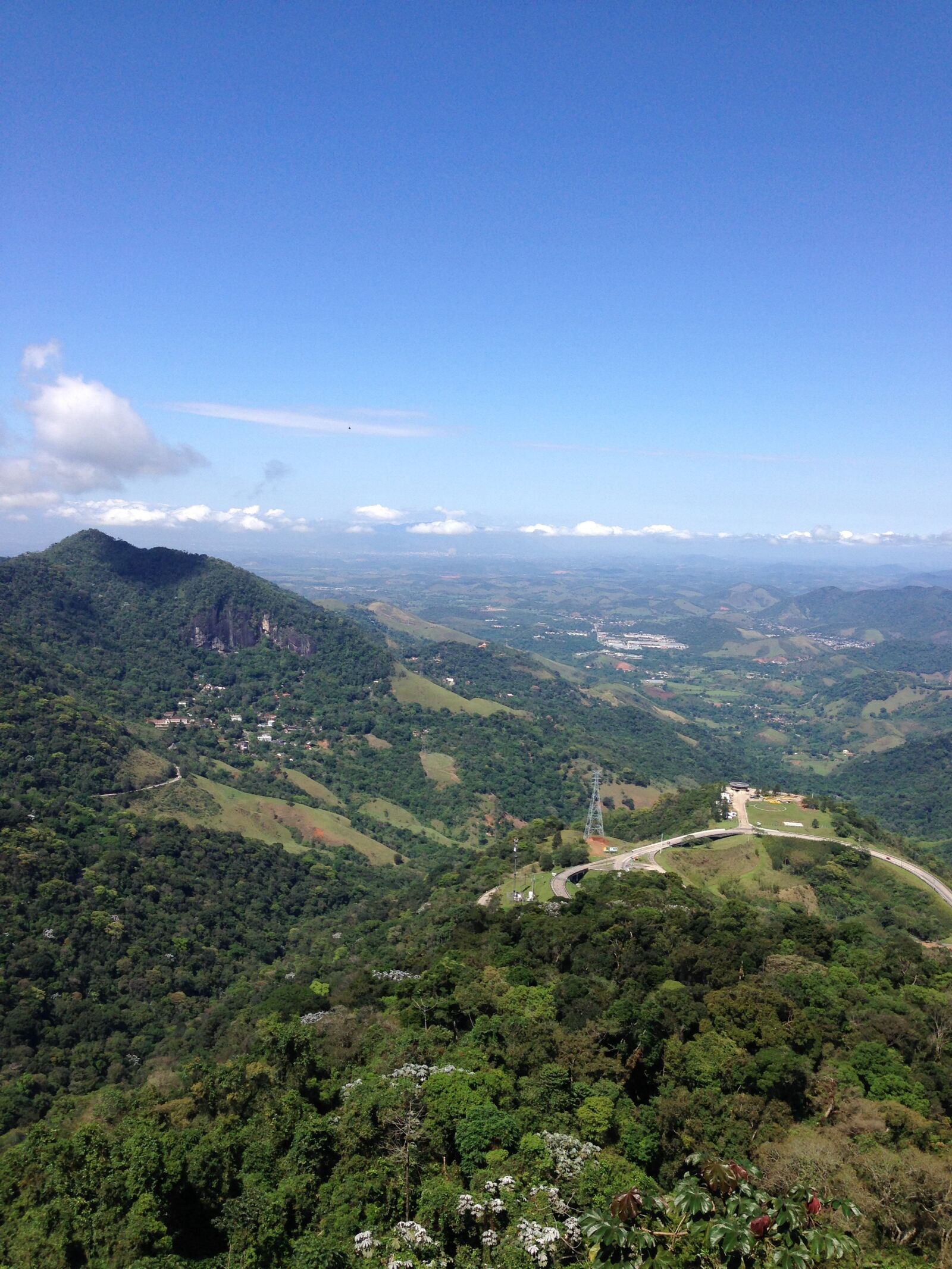 iPhone 5 back camera 4.12mm f/2.4 sample photo. Landscape, petropolis, trail photography