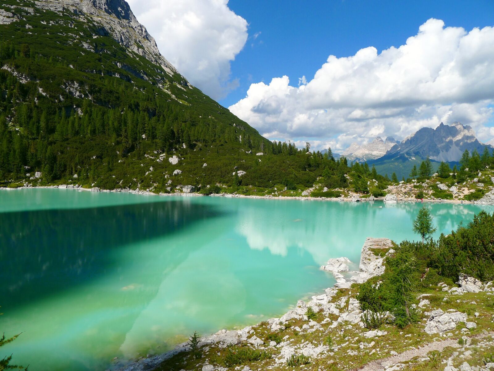 Panasonic Lumix DMC-LX5 sample photo. Lake, bergsee, mountain lake photography