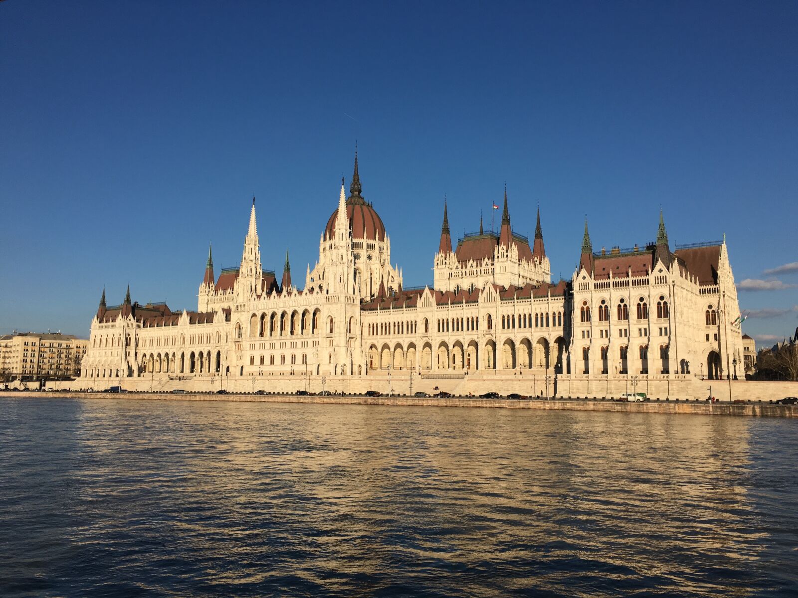 Apple iPhone 6s sample photo. Budapest, water, hungary photography