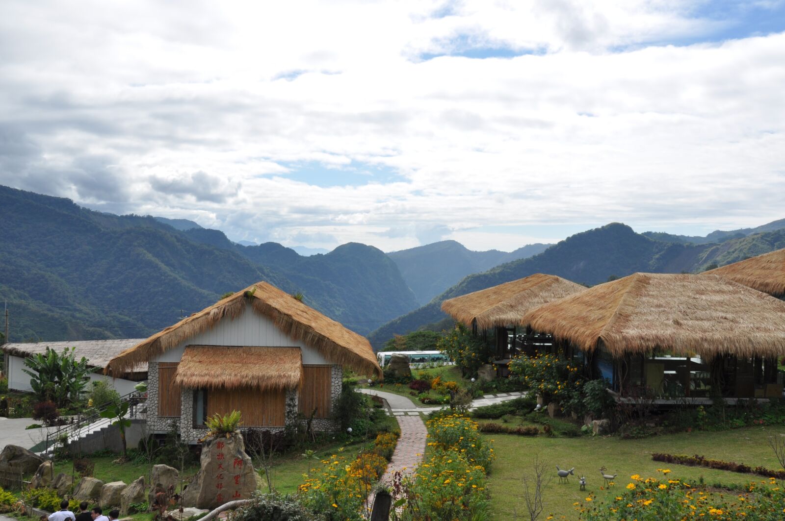 Nikon D5000 sample photo. Alishan, aboriginal people, desktop photography
