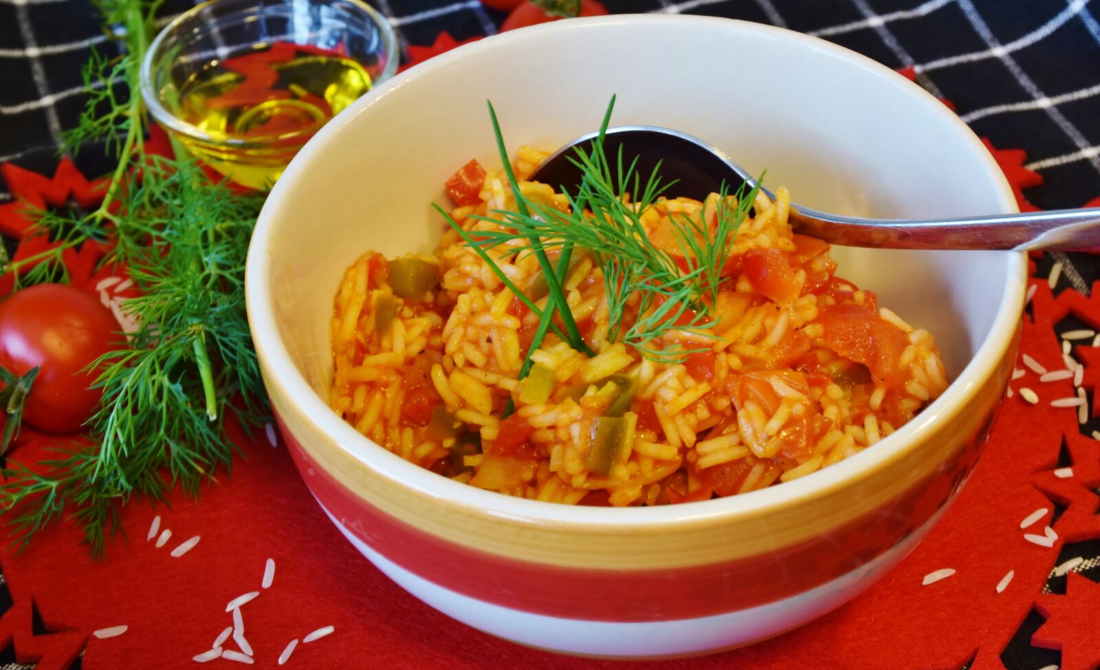 Nikon D7200 sample photo. Rice, rice dish, paprika photography