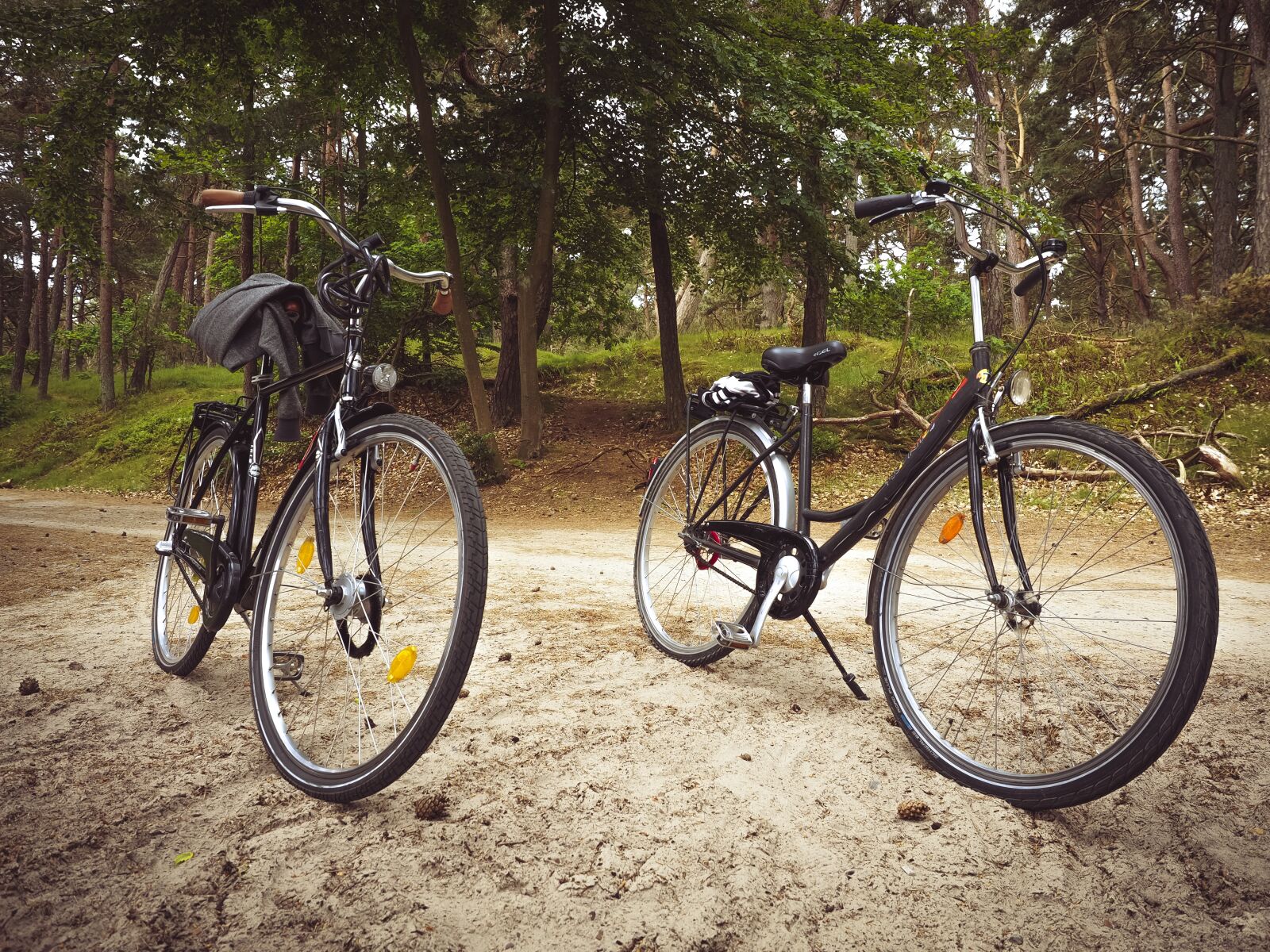Olympus OM-D E-M1 + Olympus M.Zuiko Digital ED 12-40mm F2.8 Pro sample photo. Bike, bicycles, bicycle tour photography