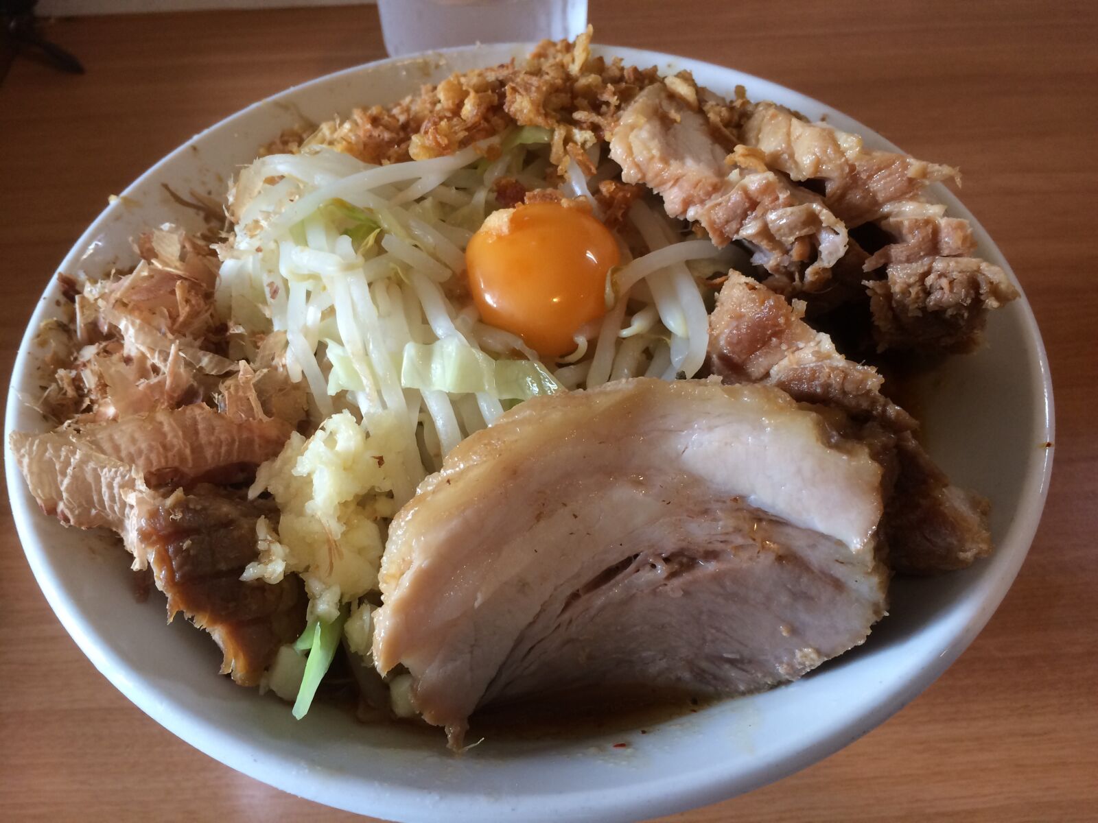 iPhone 5s back camera 4.15mm f/2.2 sample photo. Jiro, ramen, juice wireless photography